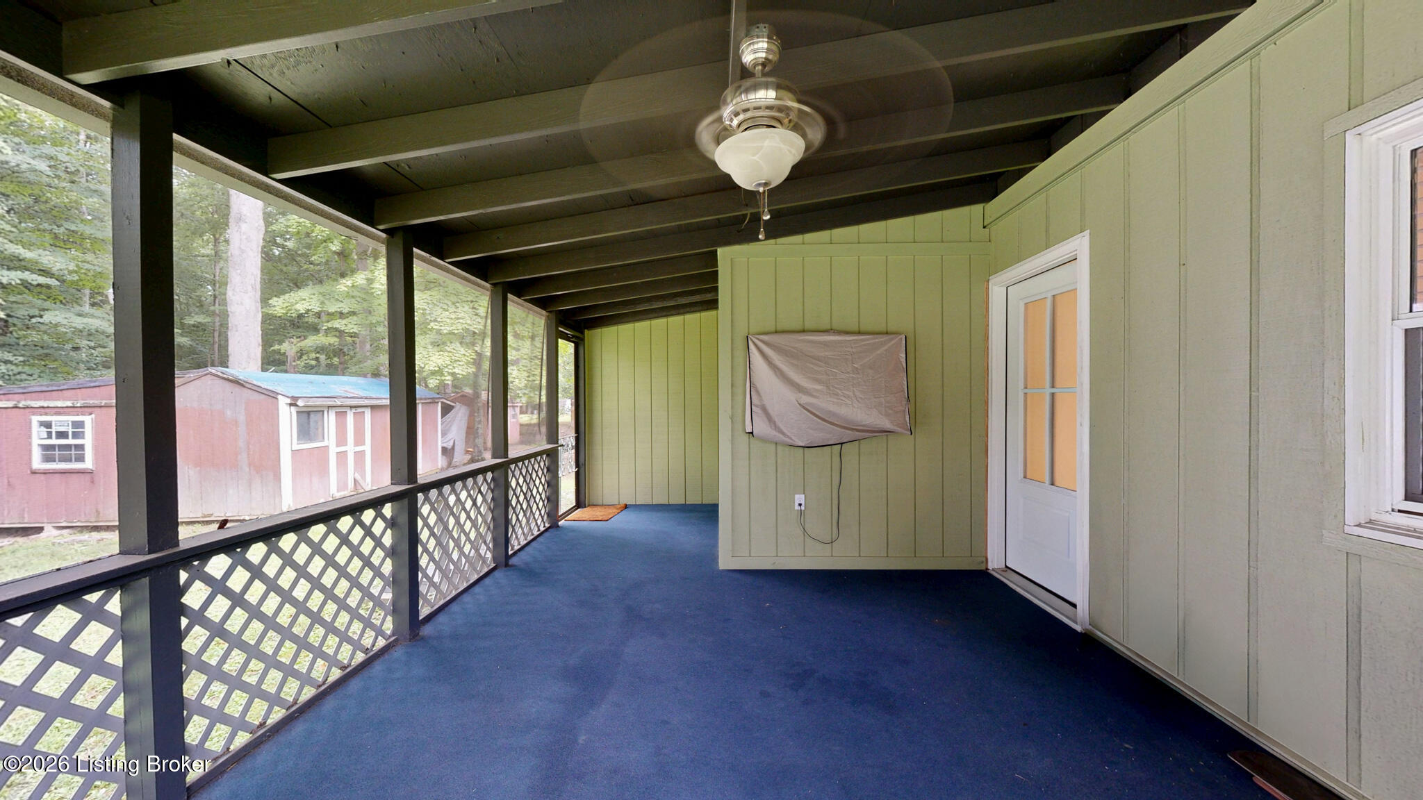 560 Swan Ct Property Photo 33