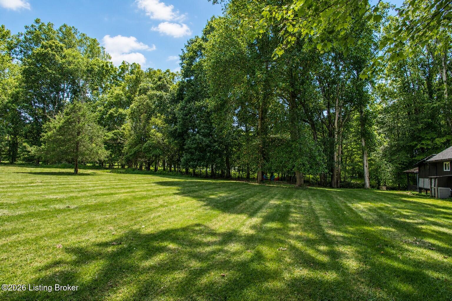 560 Swan Ct Property Photo 41