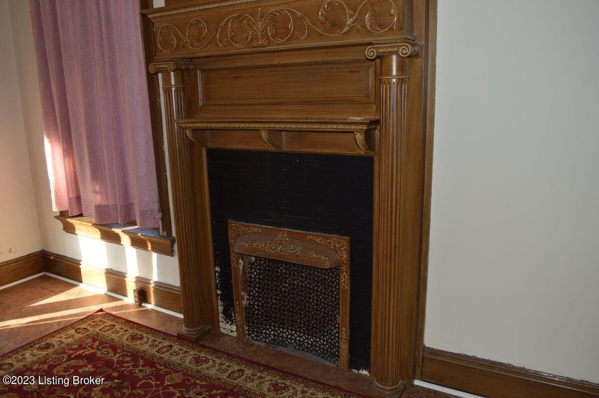 1703 S 4th St Property Photo 6