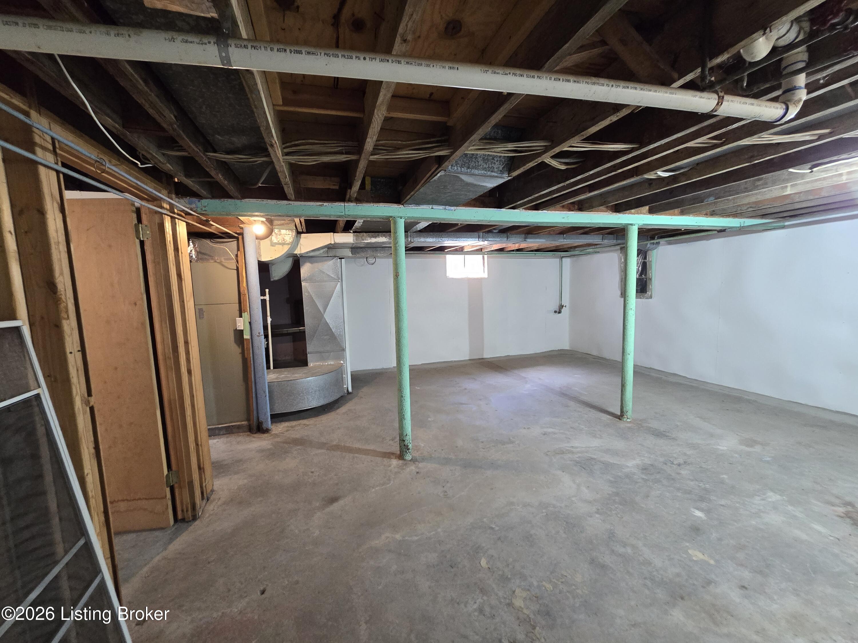 3932 Kennison Ave Property Photo 22