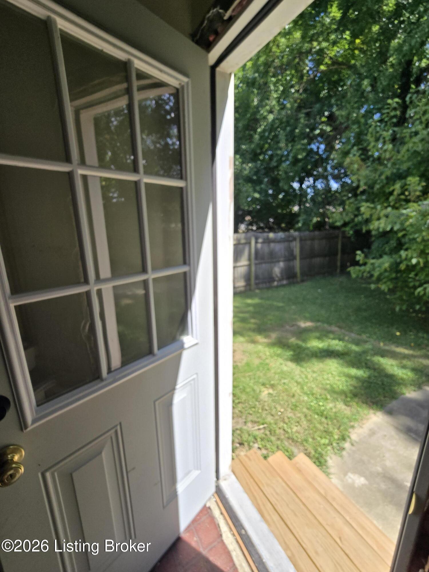 3932 Kennison Ave Property Photo 29