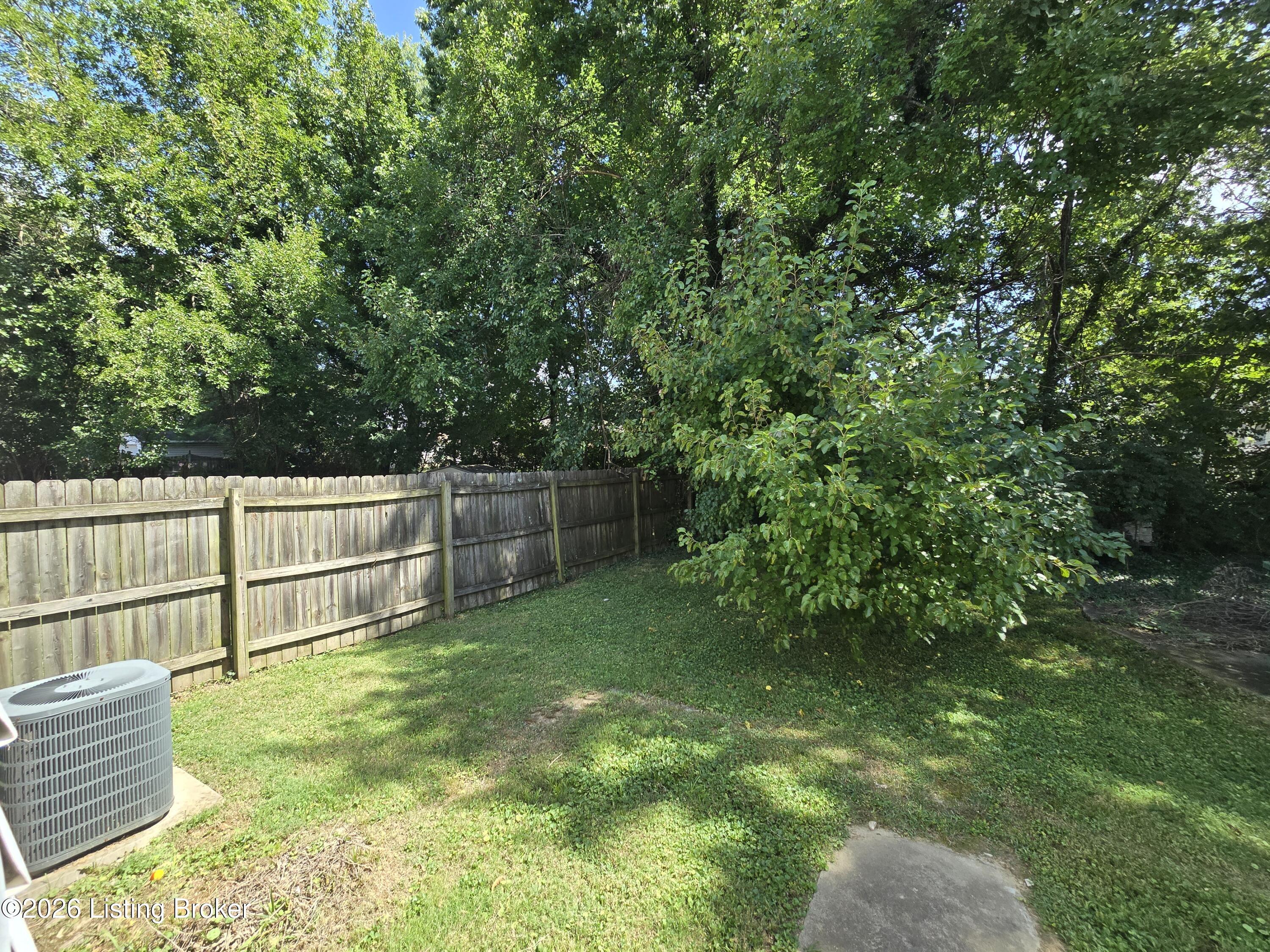 3932 Kennison Ave Property Photo 30