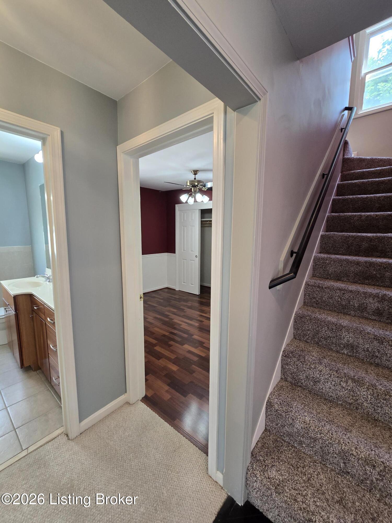 3932 Kennison Ave Property Photo 38