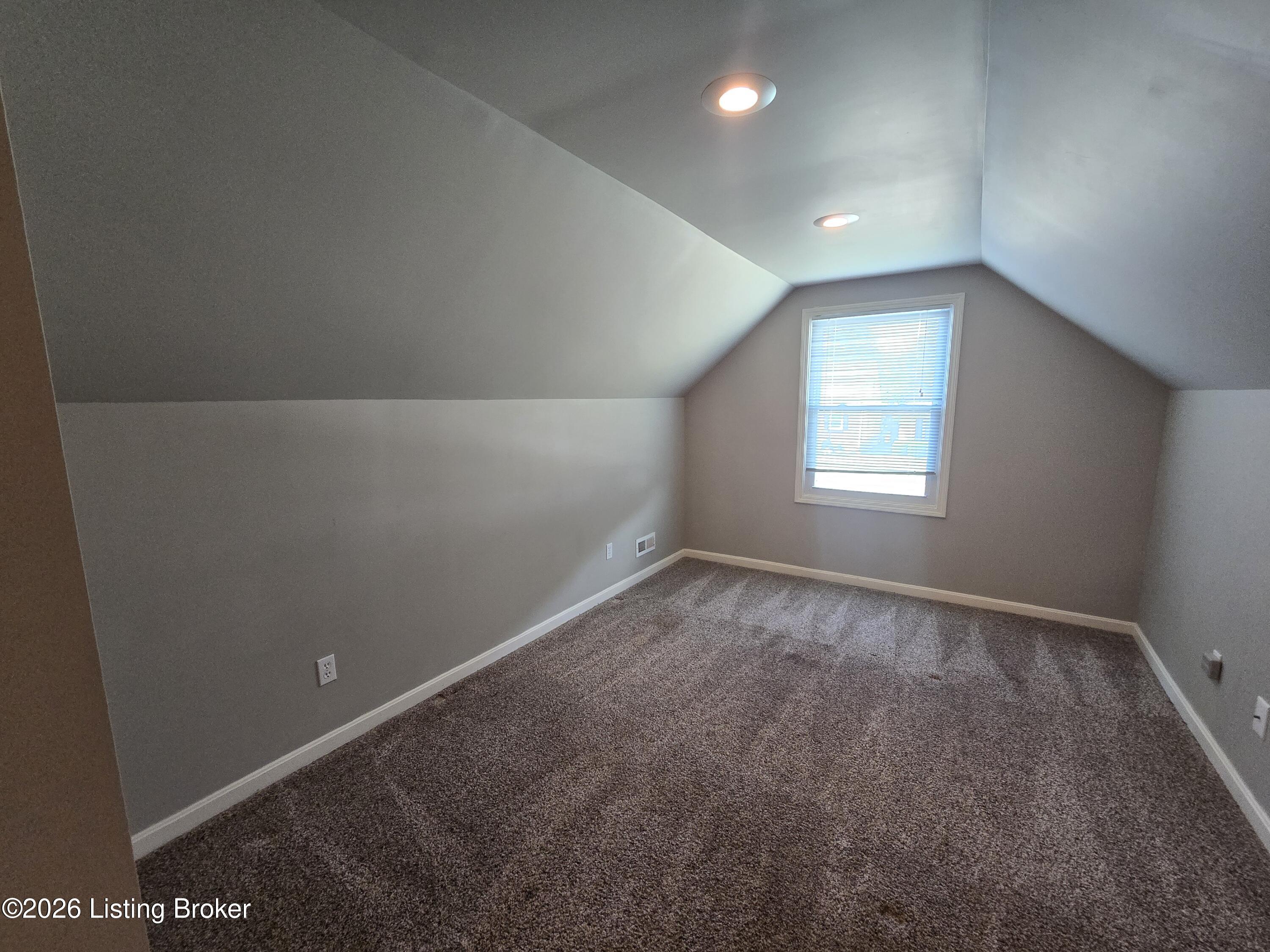 3932 Kennison Ave Property Photo 59