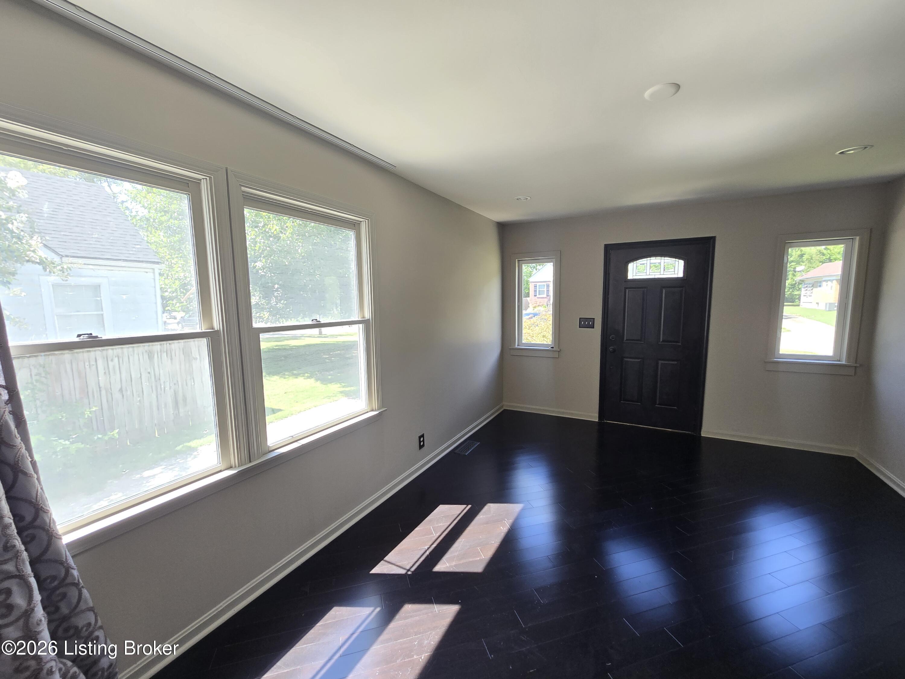 3932 Kennison Ave Property Photo 62