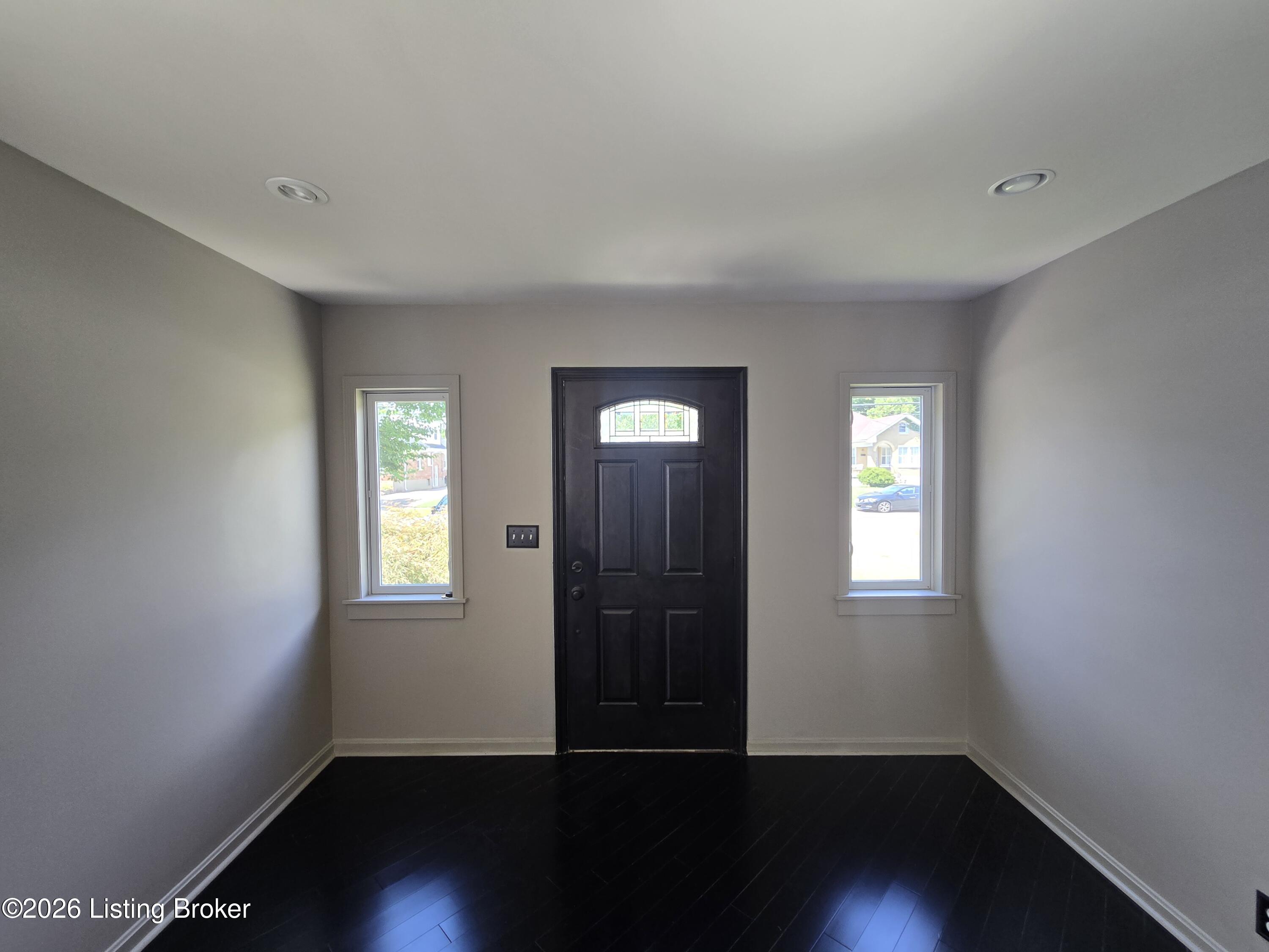 3932 Kennison Ave Property Photo 63