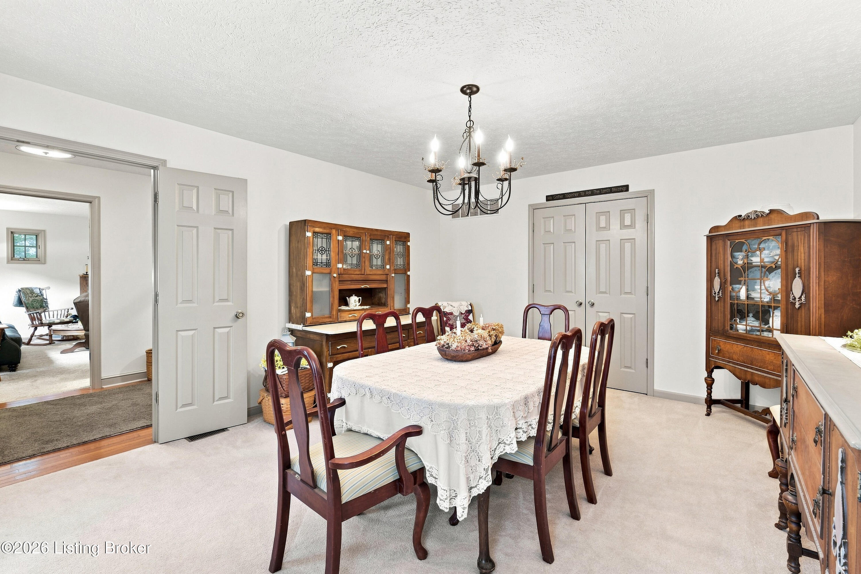 1700 Oak Grove Dr Property Photo 9