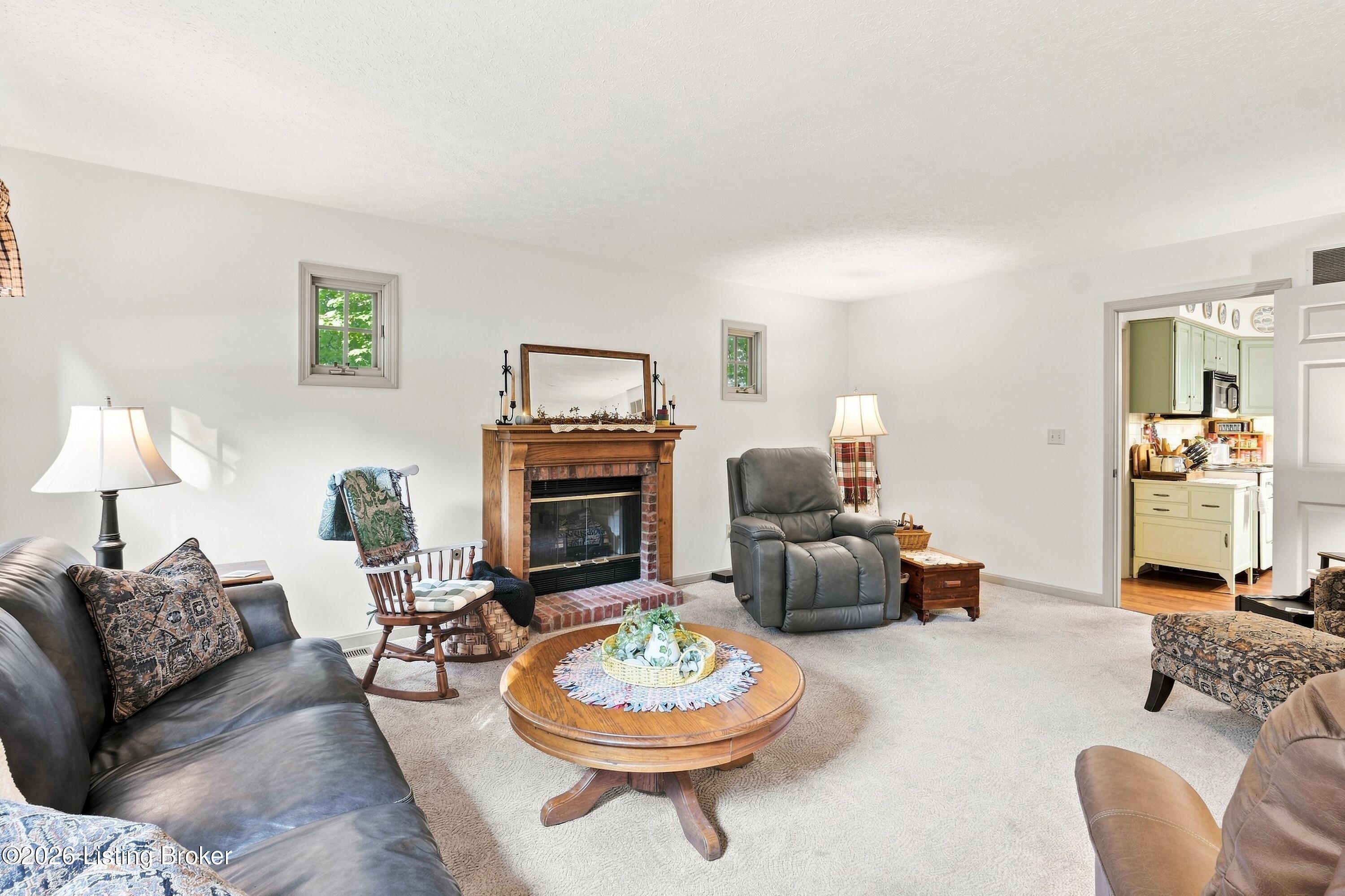 1700 Oak Grove Dr Property Photo 10