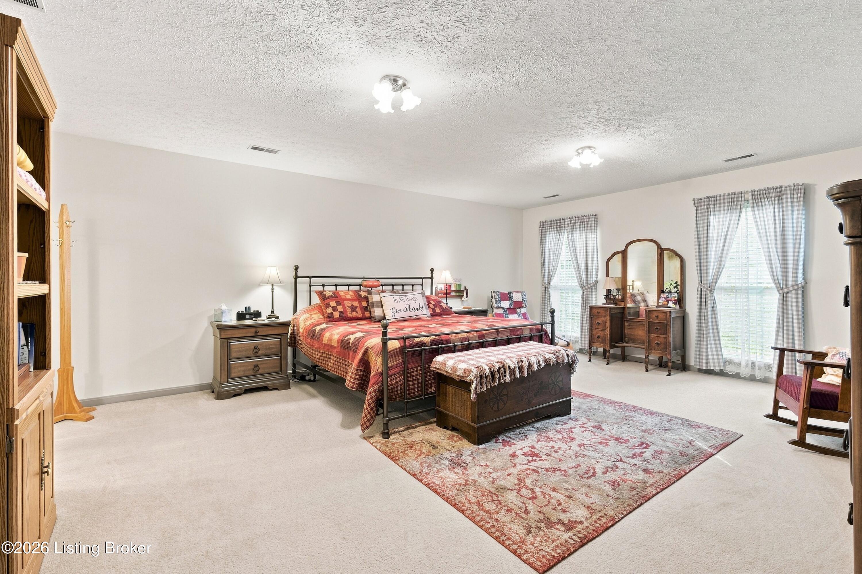 1700 Oak Grove Dr Property Photo 26