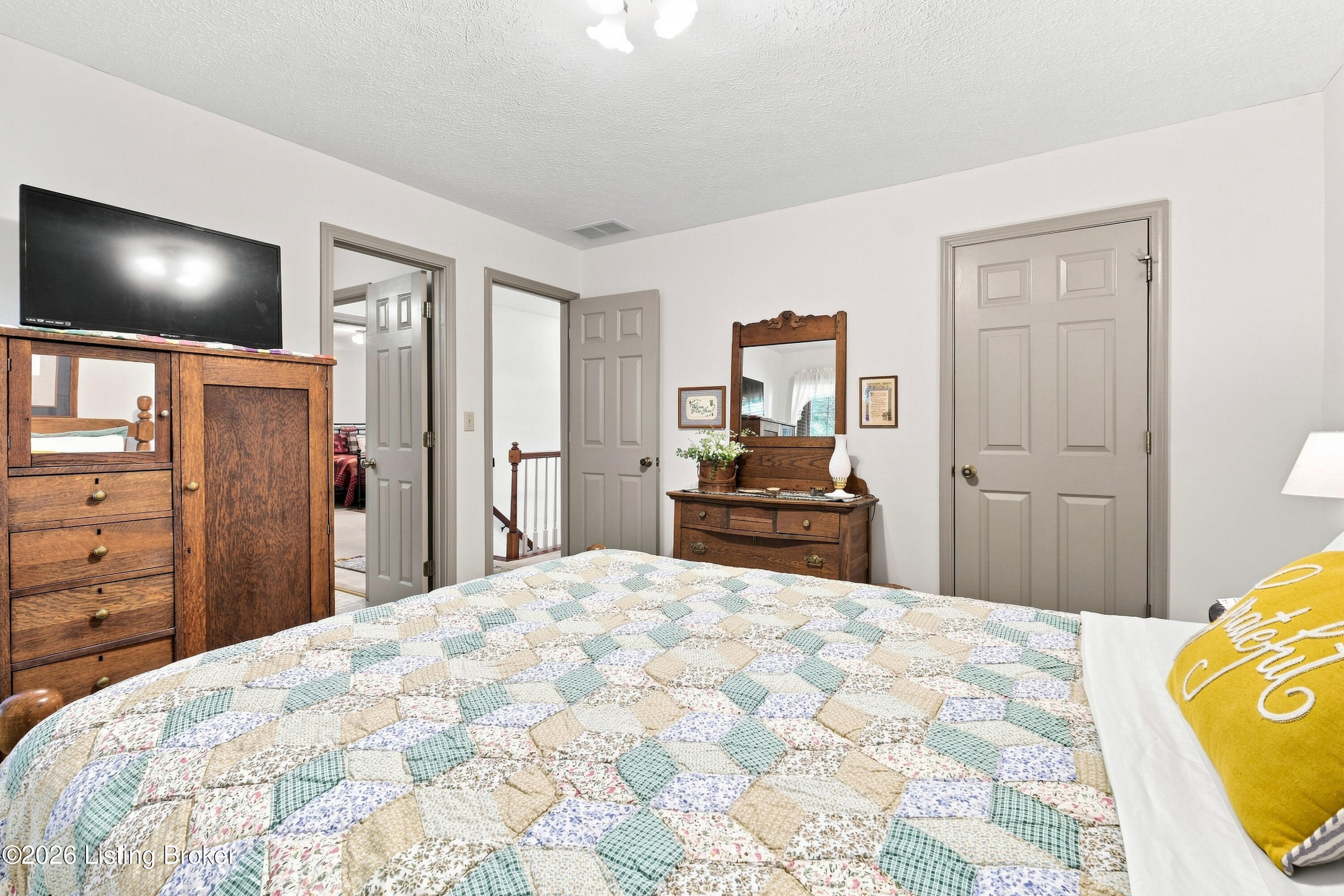 1700 Oak Grove Dr Property Photo 34