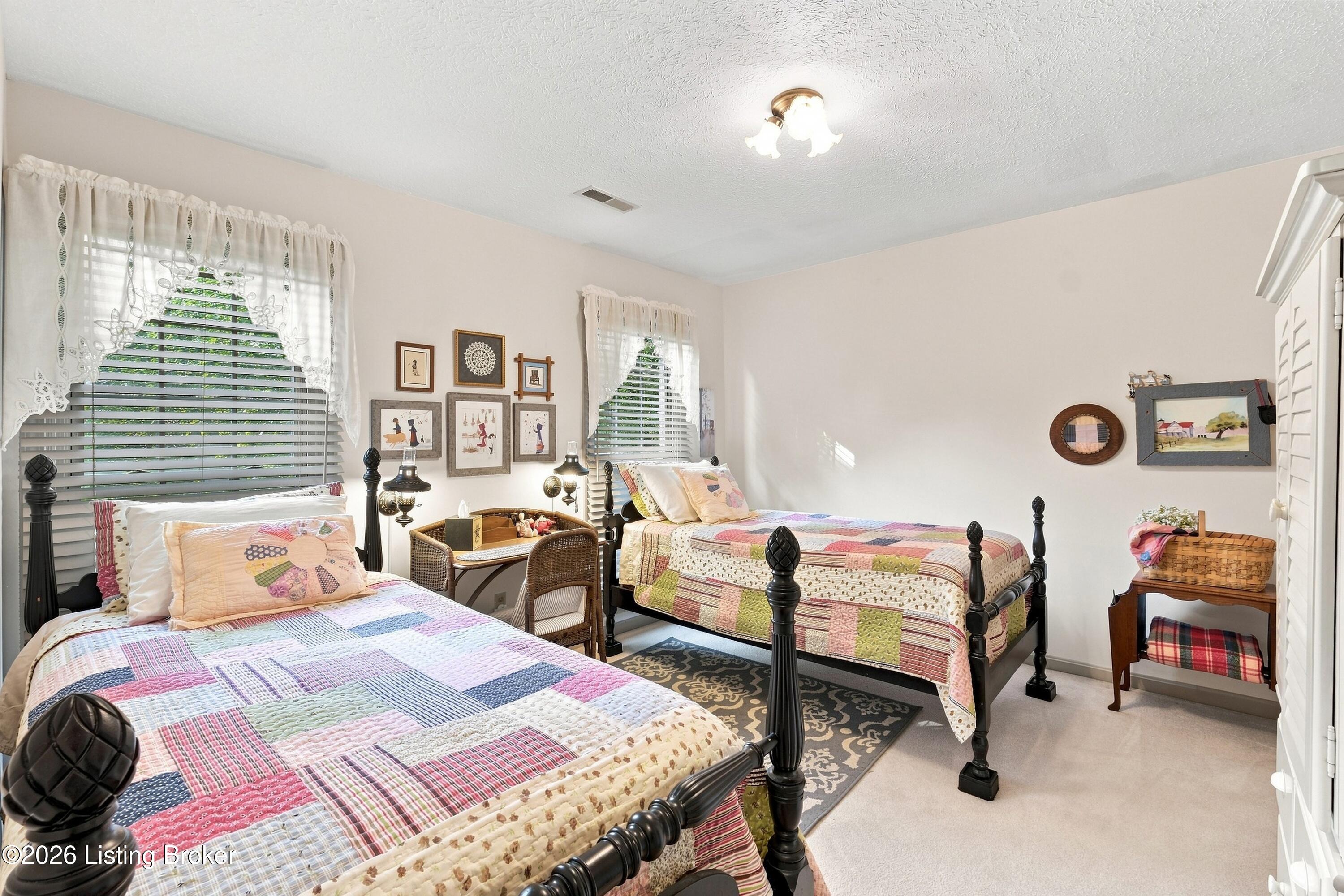 1700 Oak Grove Dr Property Photo 38