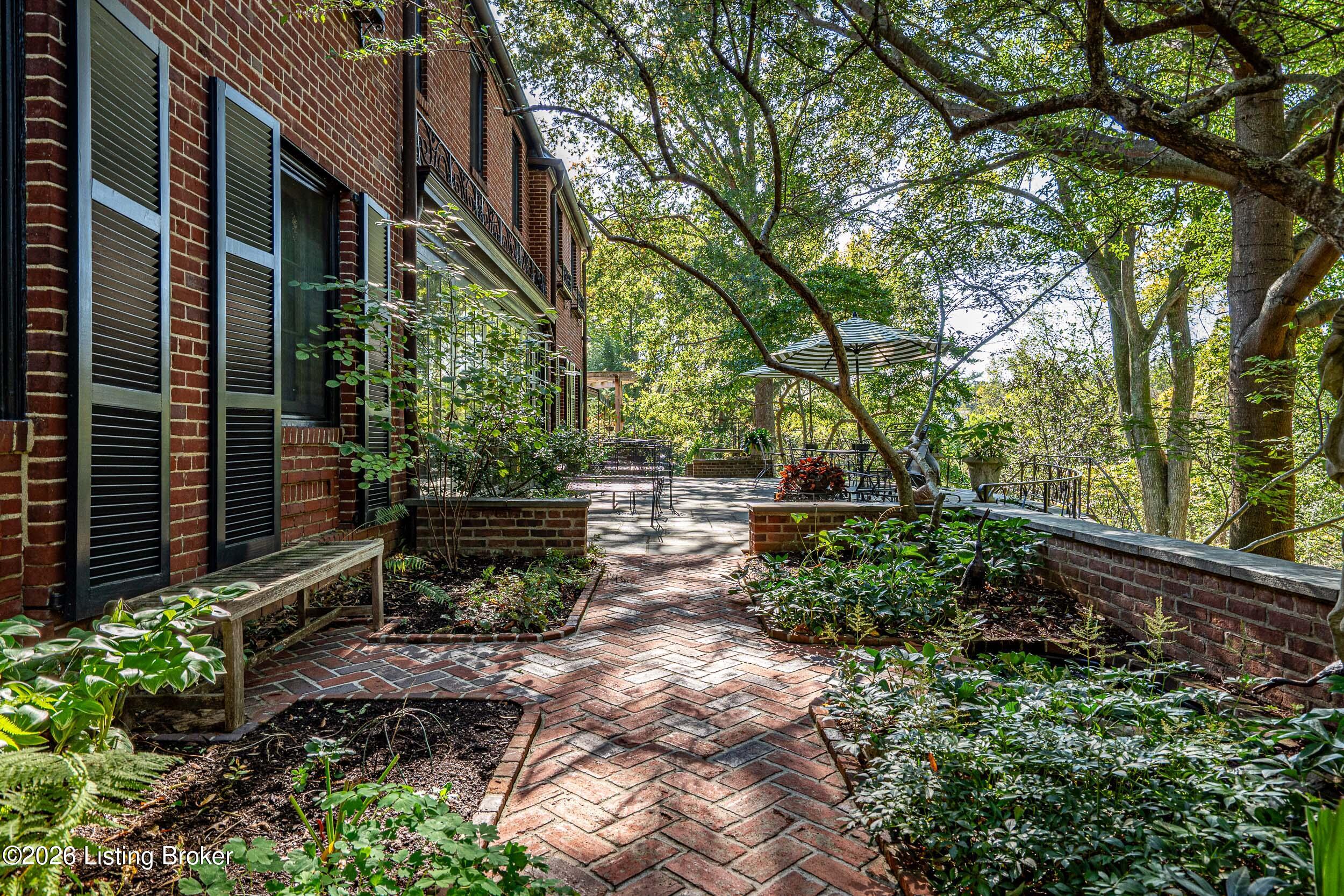 10 Arden Rd Property Photo 13