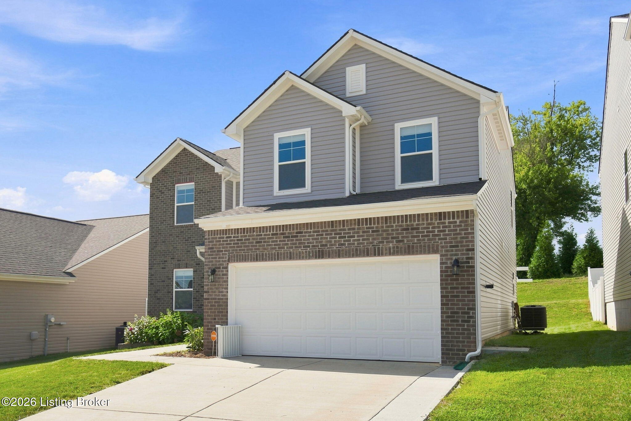 8735 Warbler Branch Way Property Photo 3