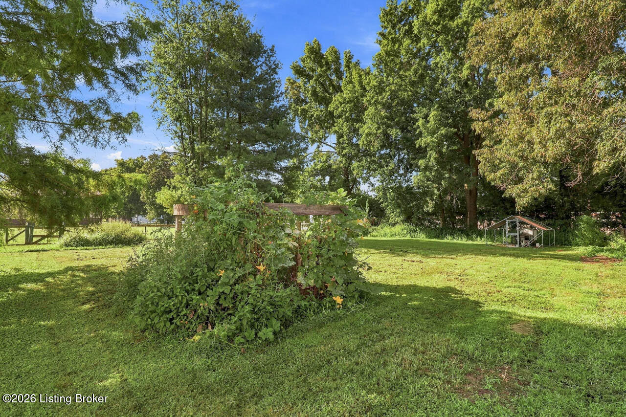 115 Janets Dr Property Photo 38
