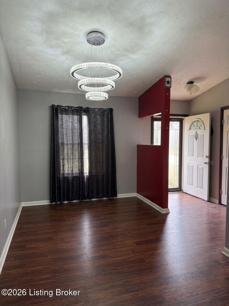 399 Seminole Rd Property Photo 3