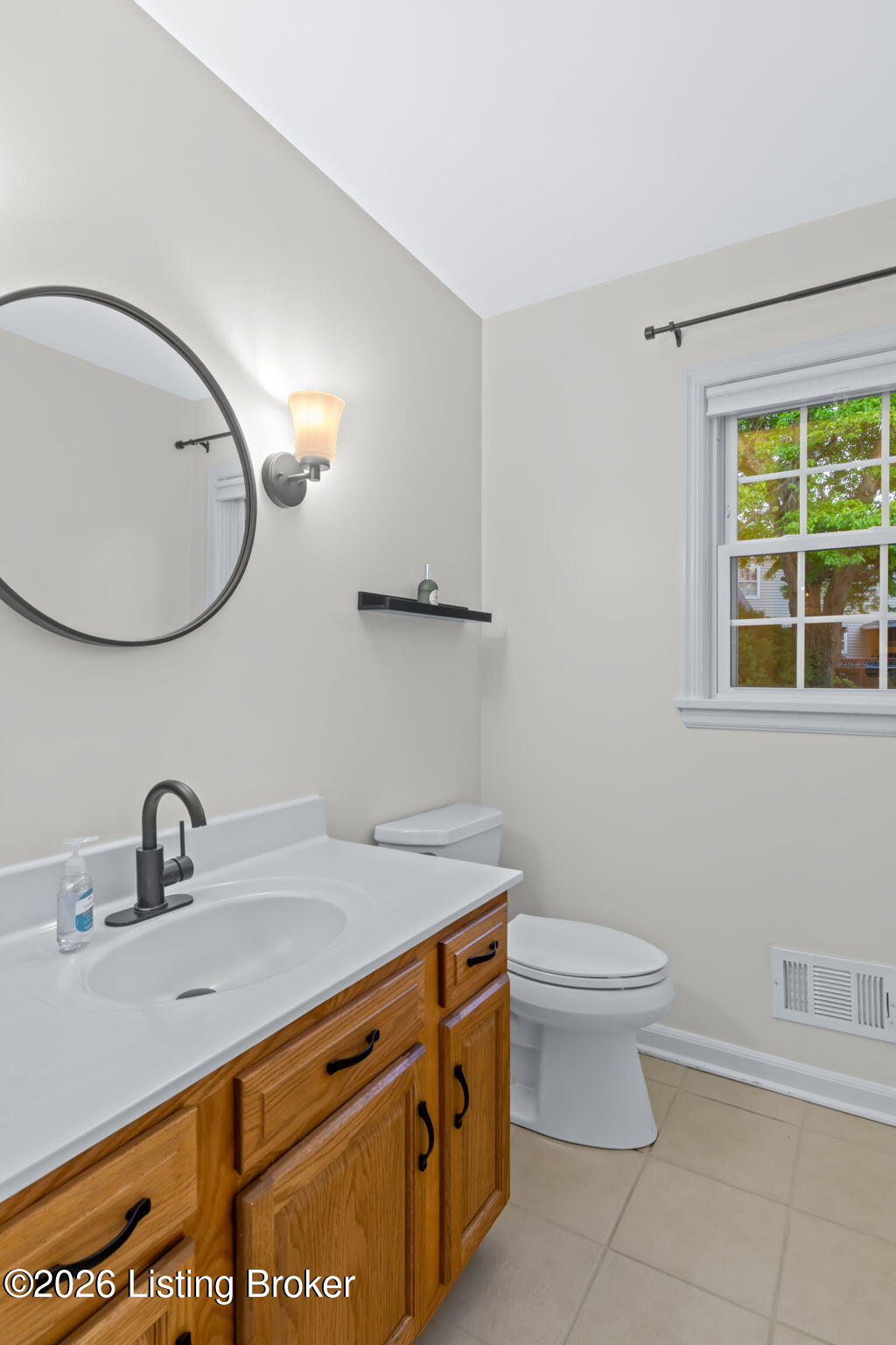4605 Deepwood Dr Property Photo 22