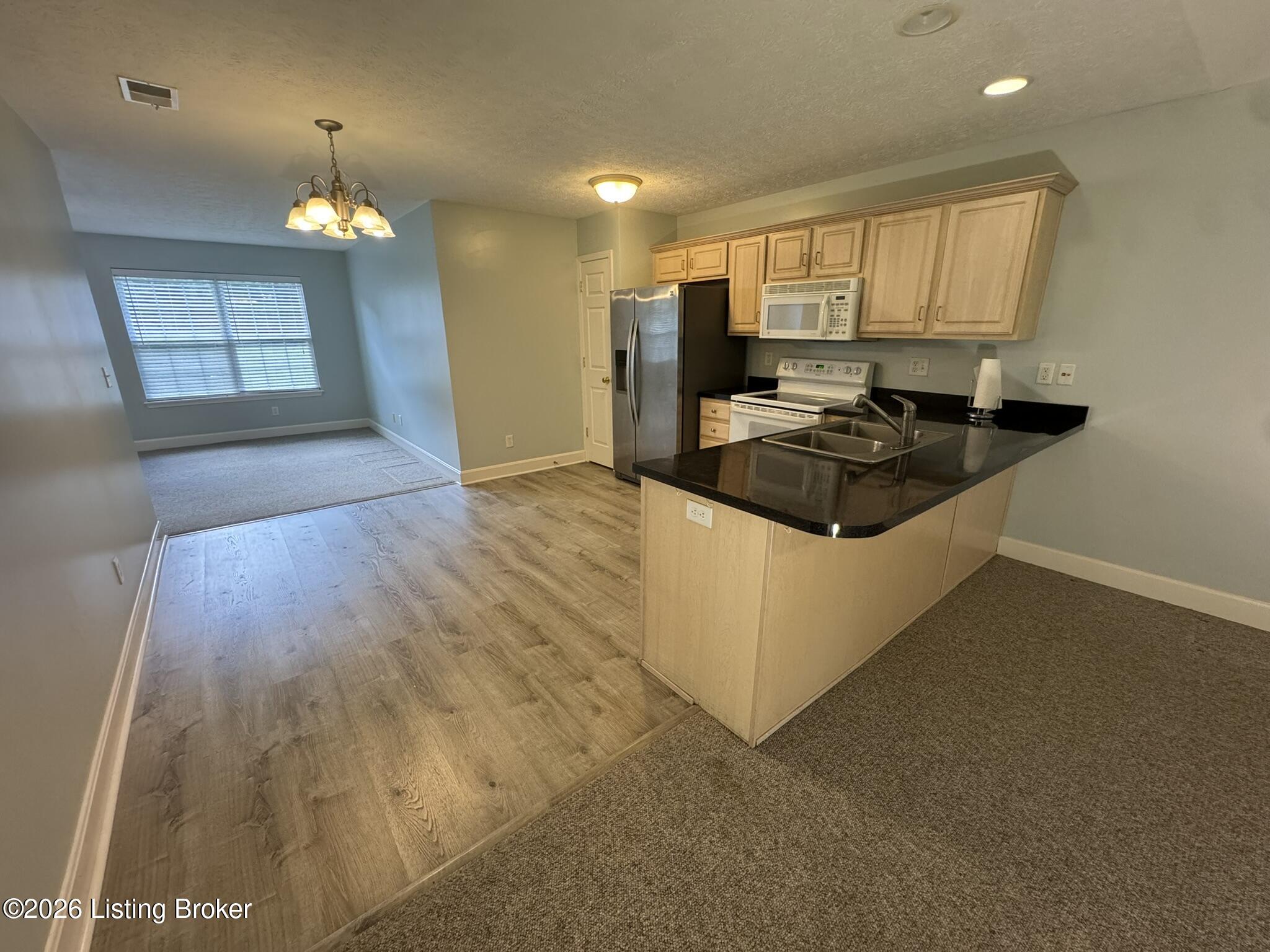 7220 Michael Benjamin Cir Property Photo 10