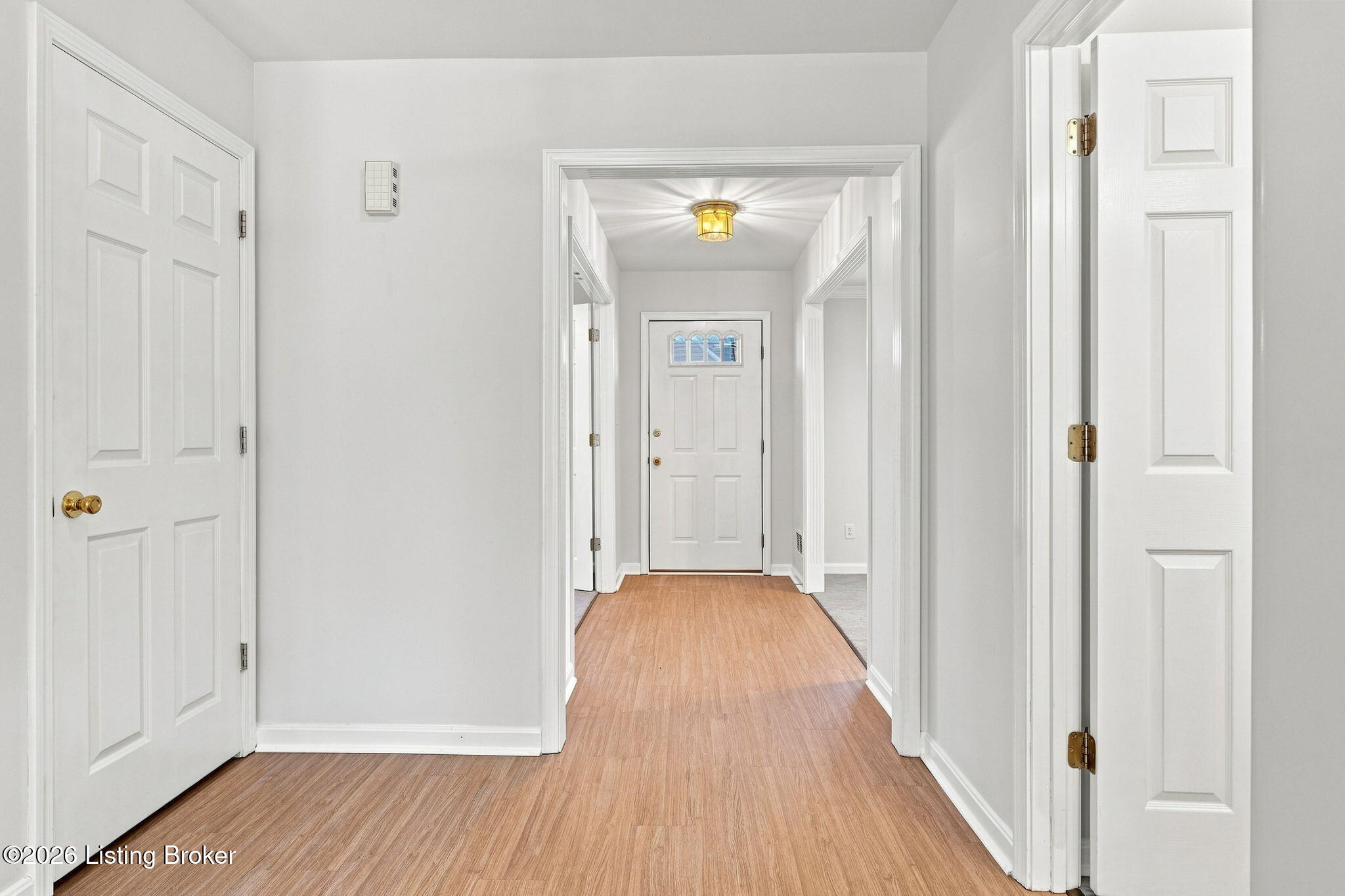5318 Manor Ct Property Photo 4
