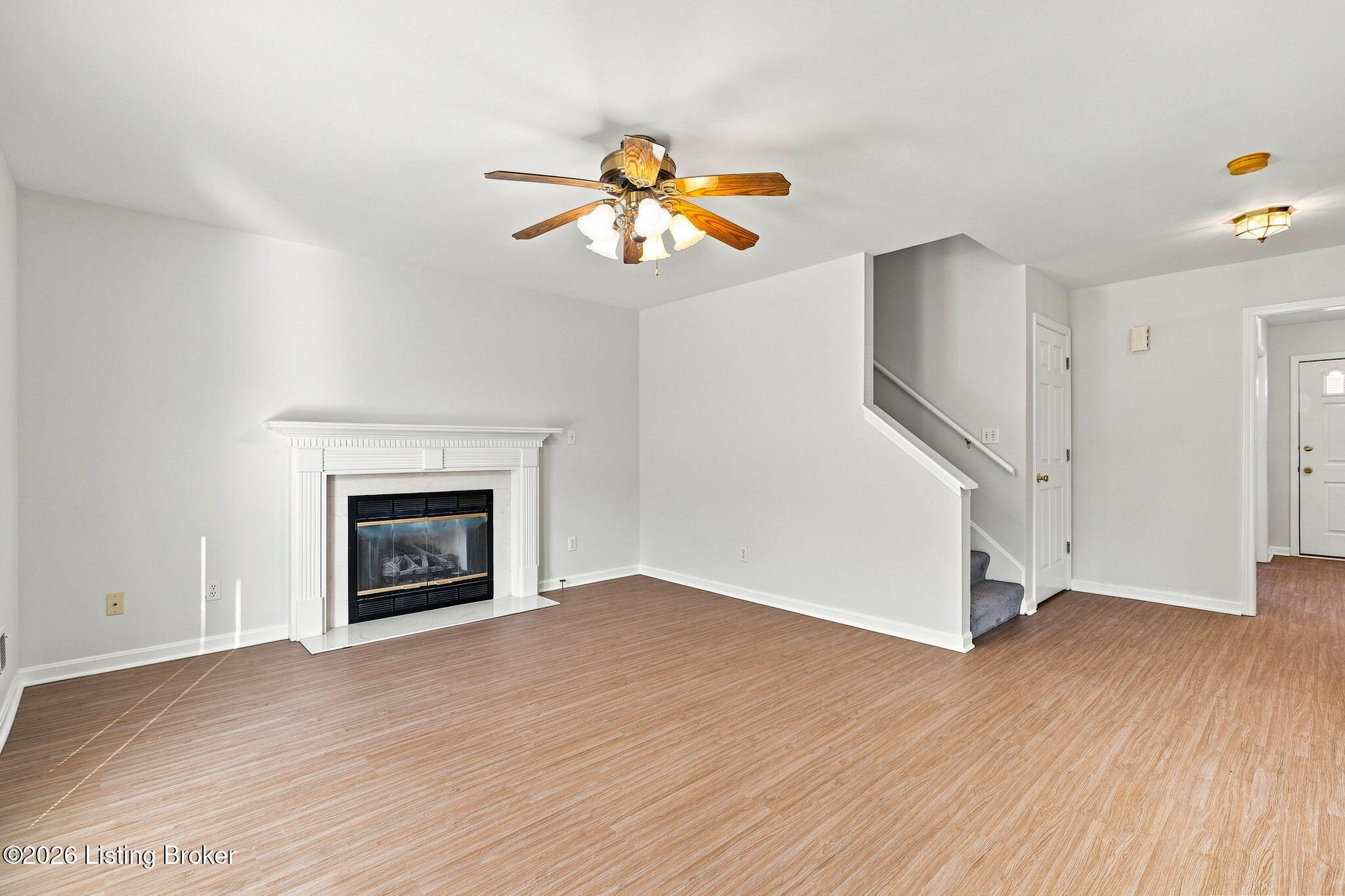 5318 Manor Ct Property Photo 20