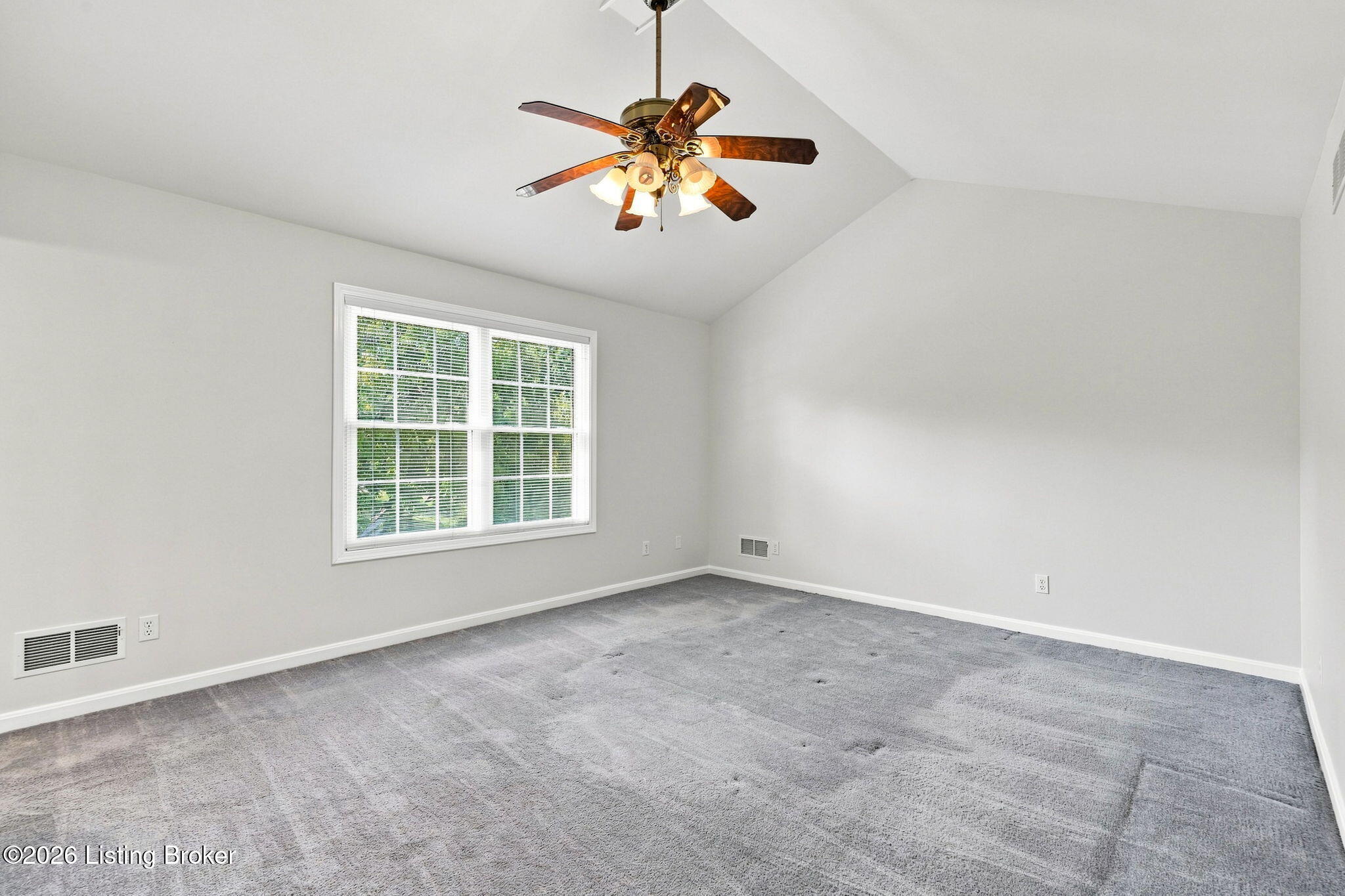 5318 Manor Ct Property Photo 28