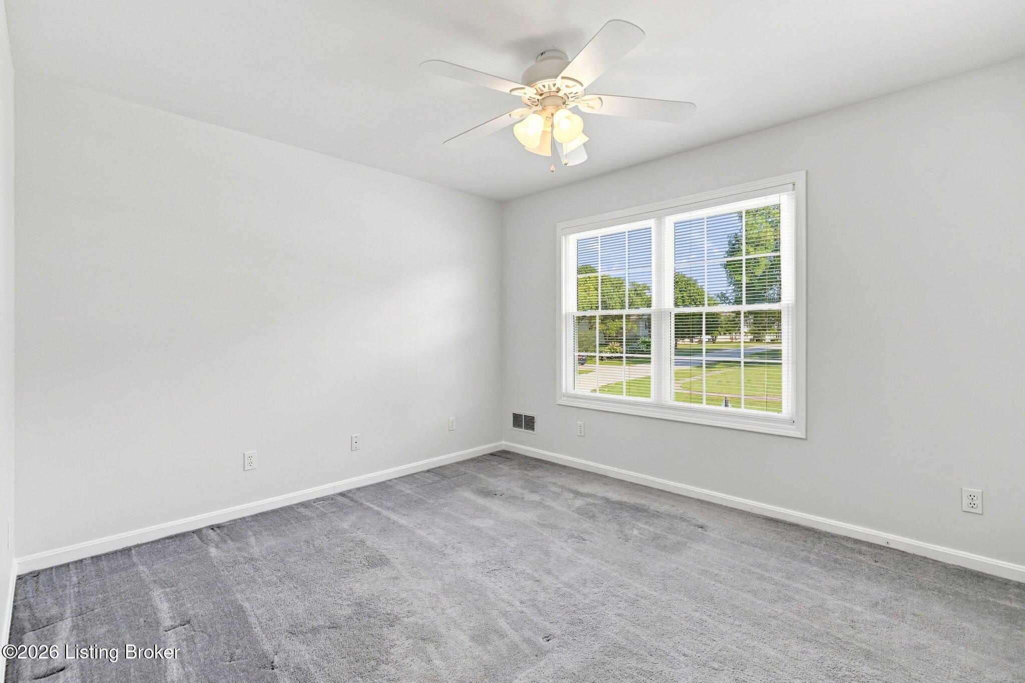 5318 Manor Ct Property Photo 36