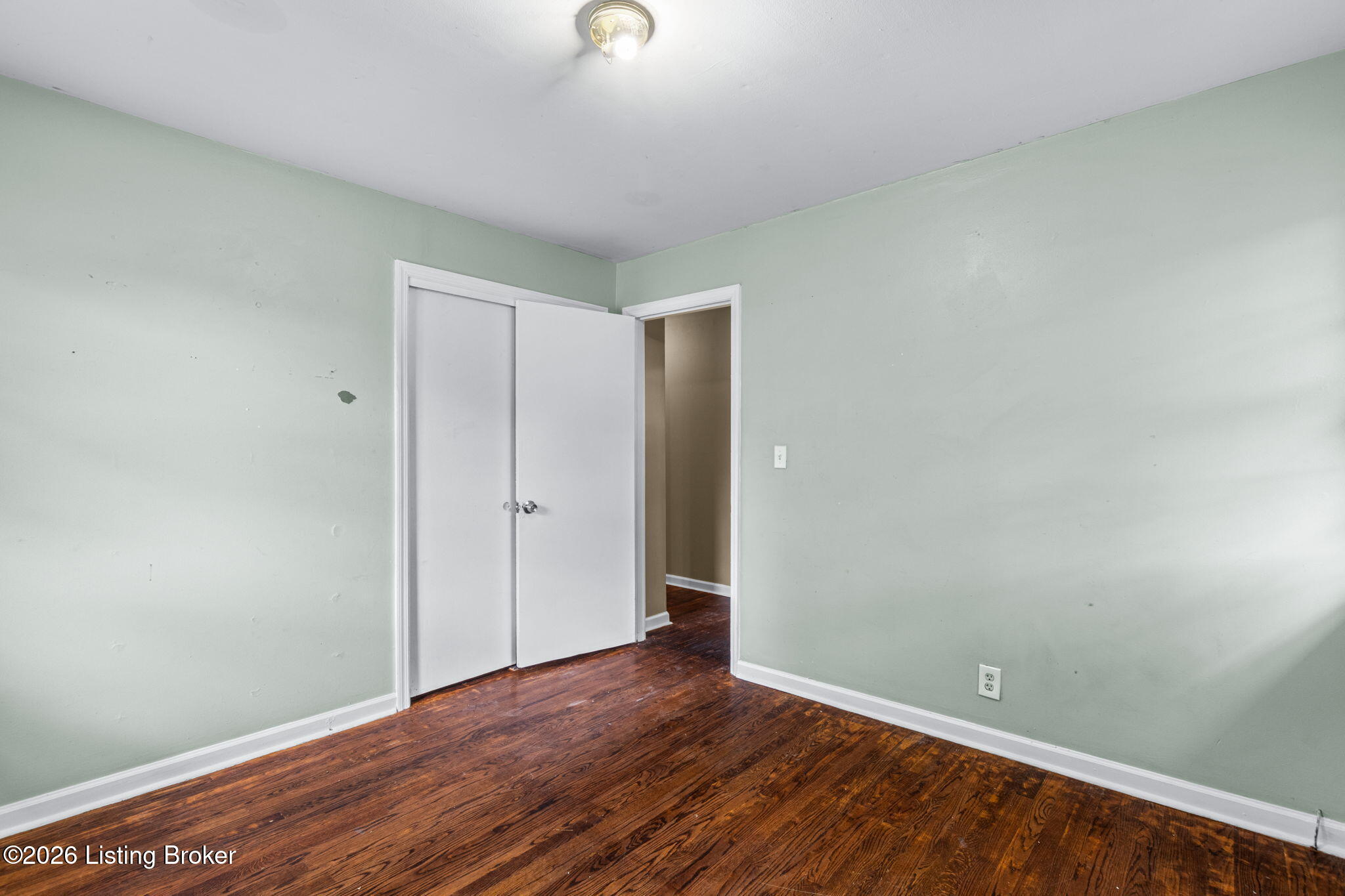 6330 Krause Ave Property Photo 24