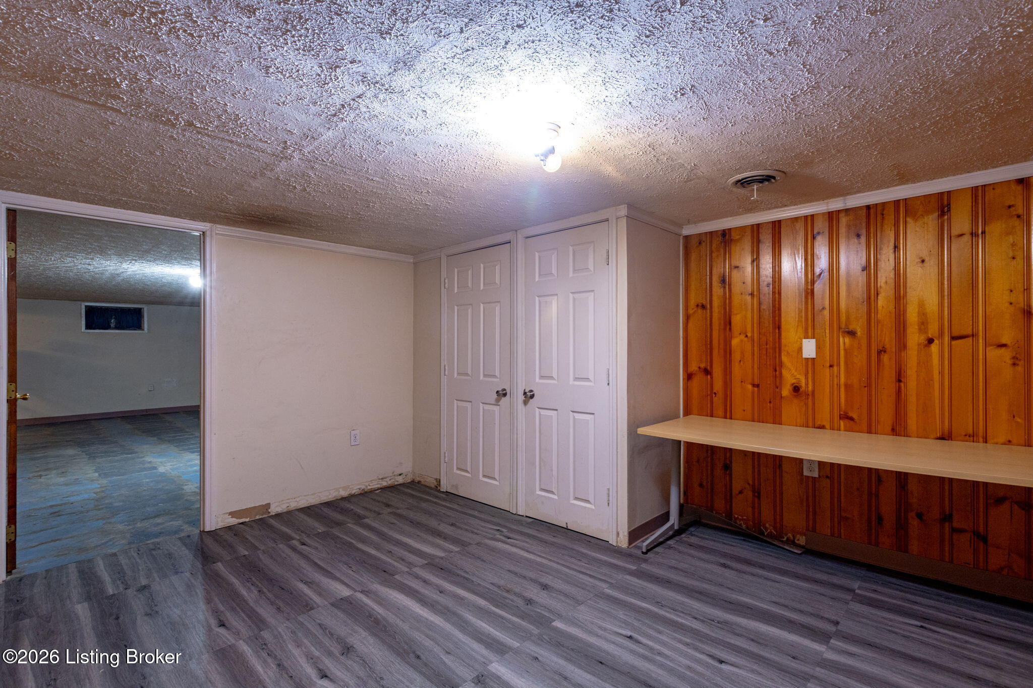 6330 Krause Ave Property Photo 35