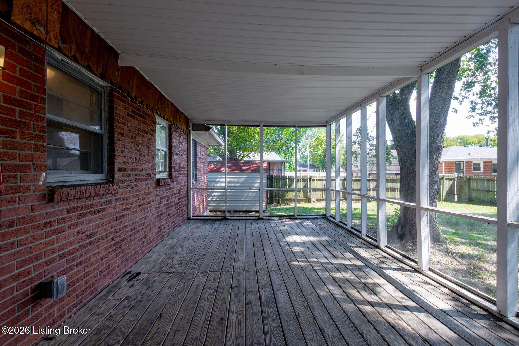 6330 Krause Ave Property Photo 37