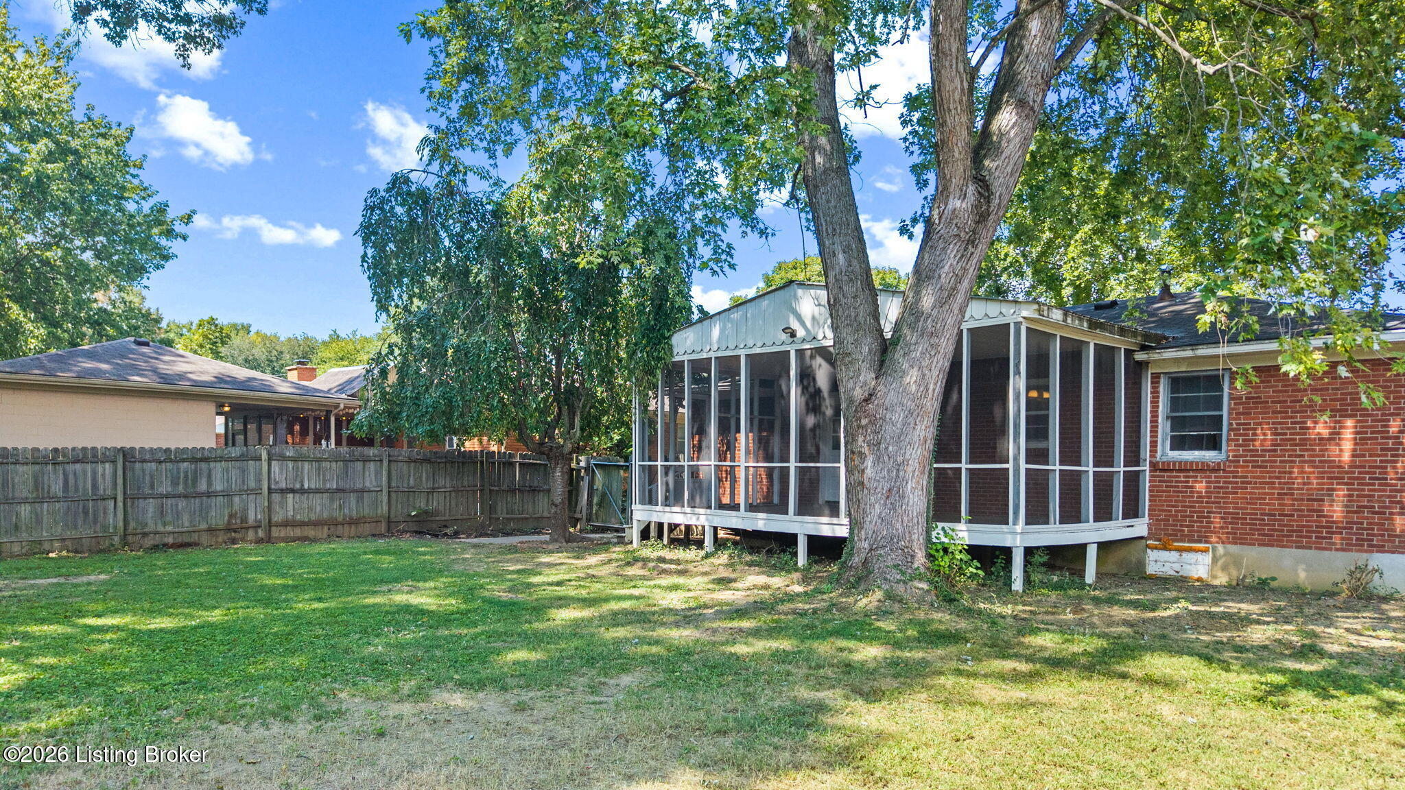 6330 Krause Ave Property Photo 46