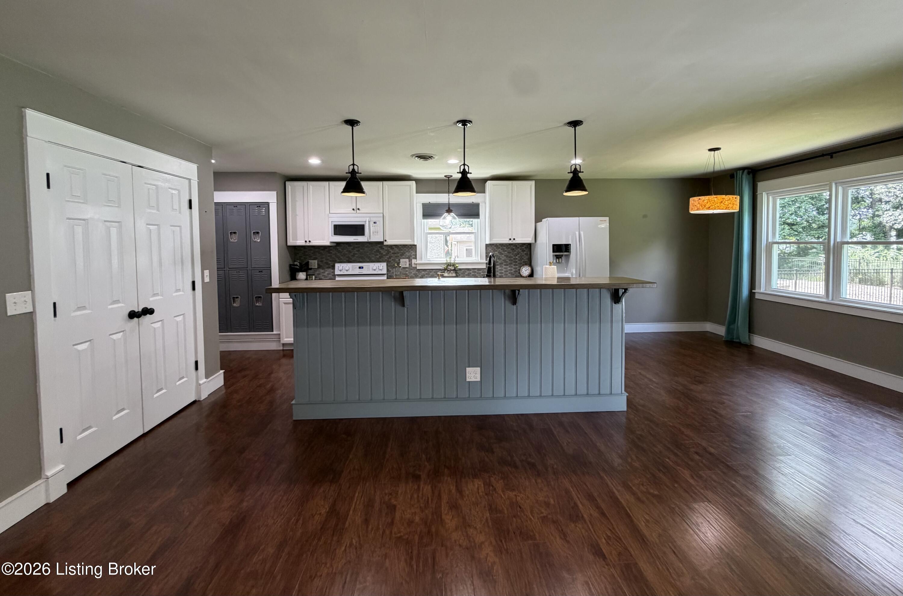 2812 Oakwood Dr Property Photo 11