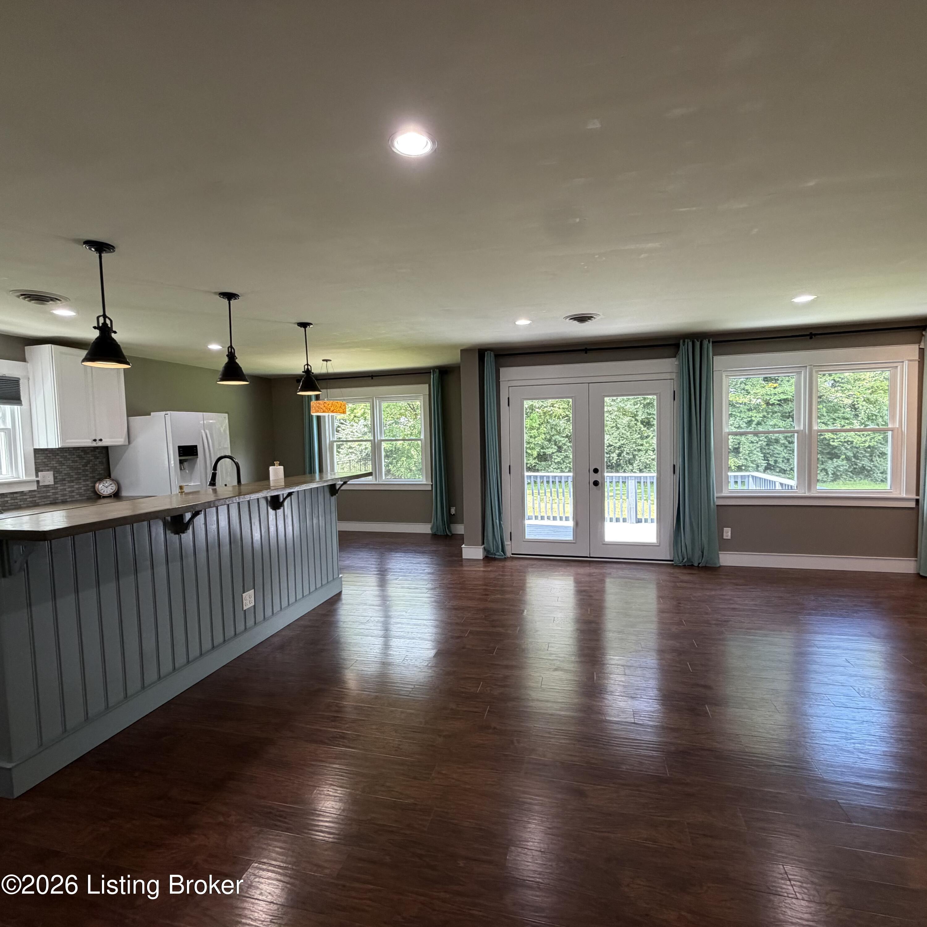 2812 Oakwood Dr Property Photo 18