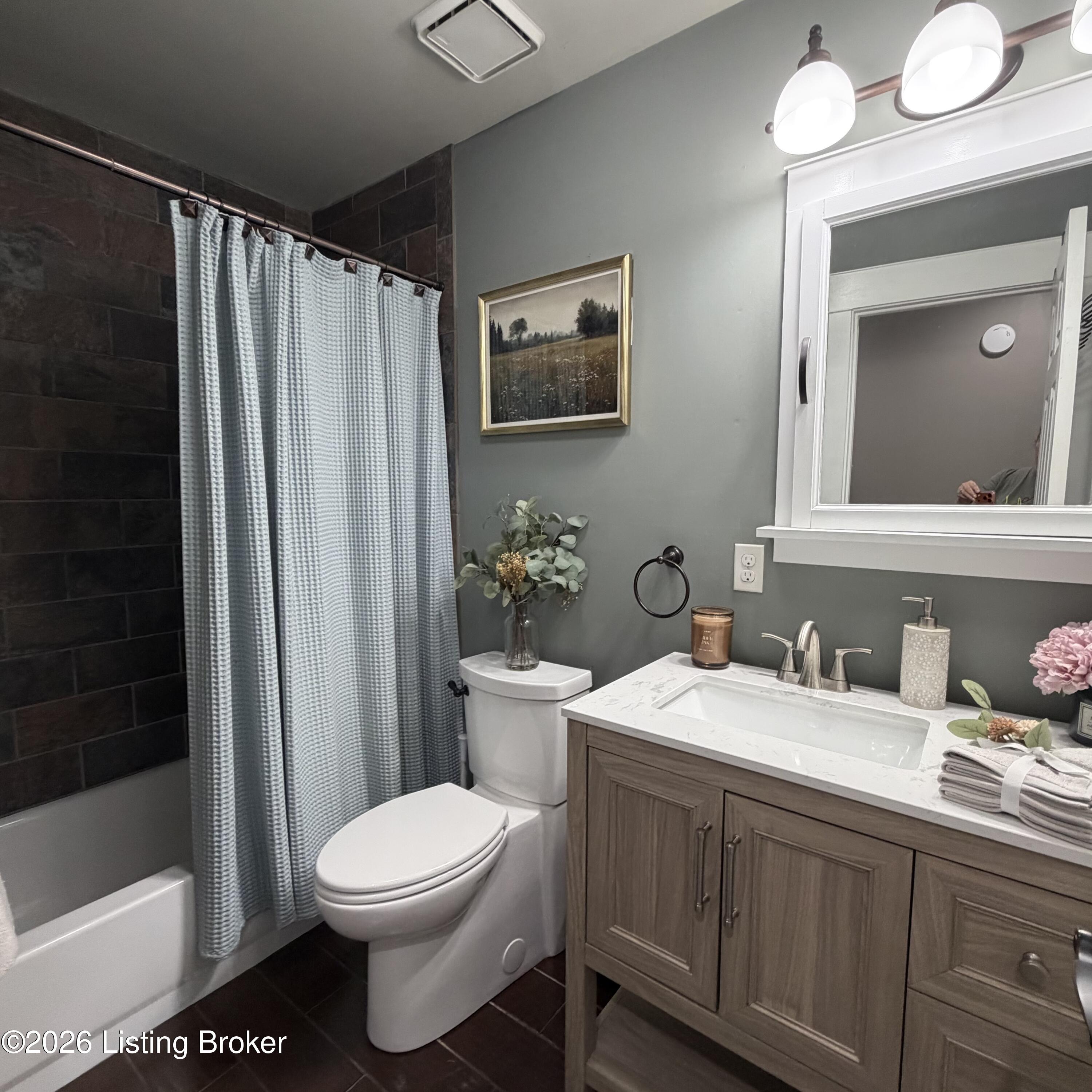 2812 Oakwood Dr Property Photo 27