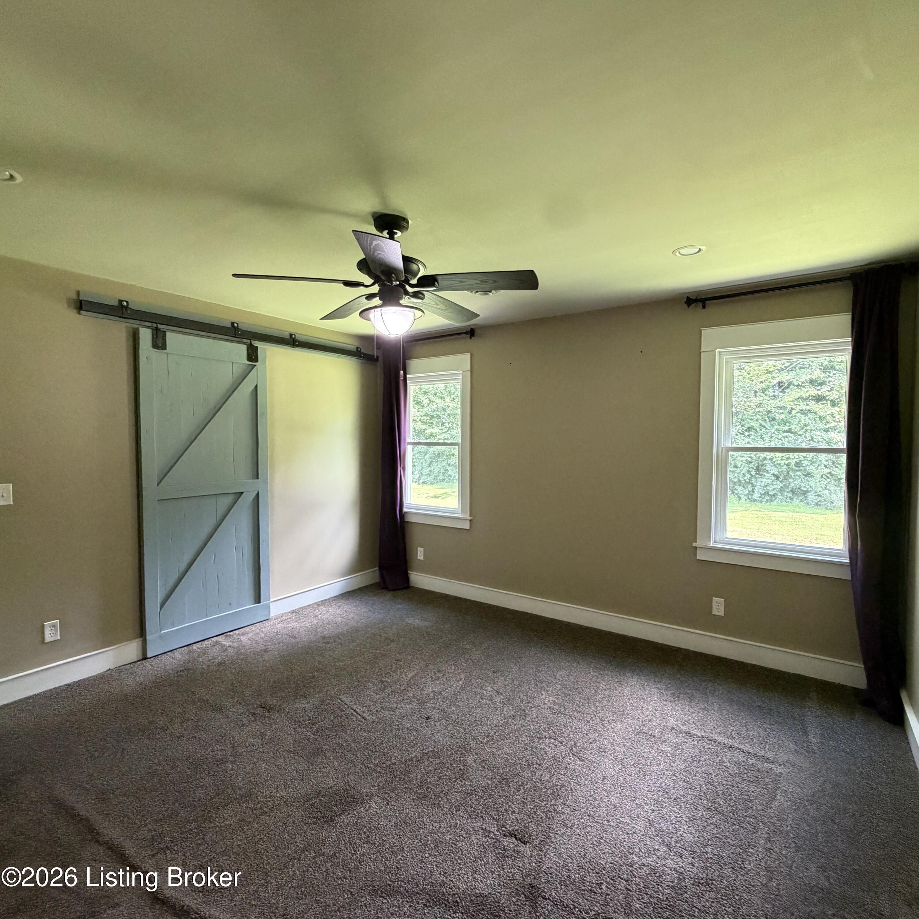 2812 Oakwood Dr Property Photo 33