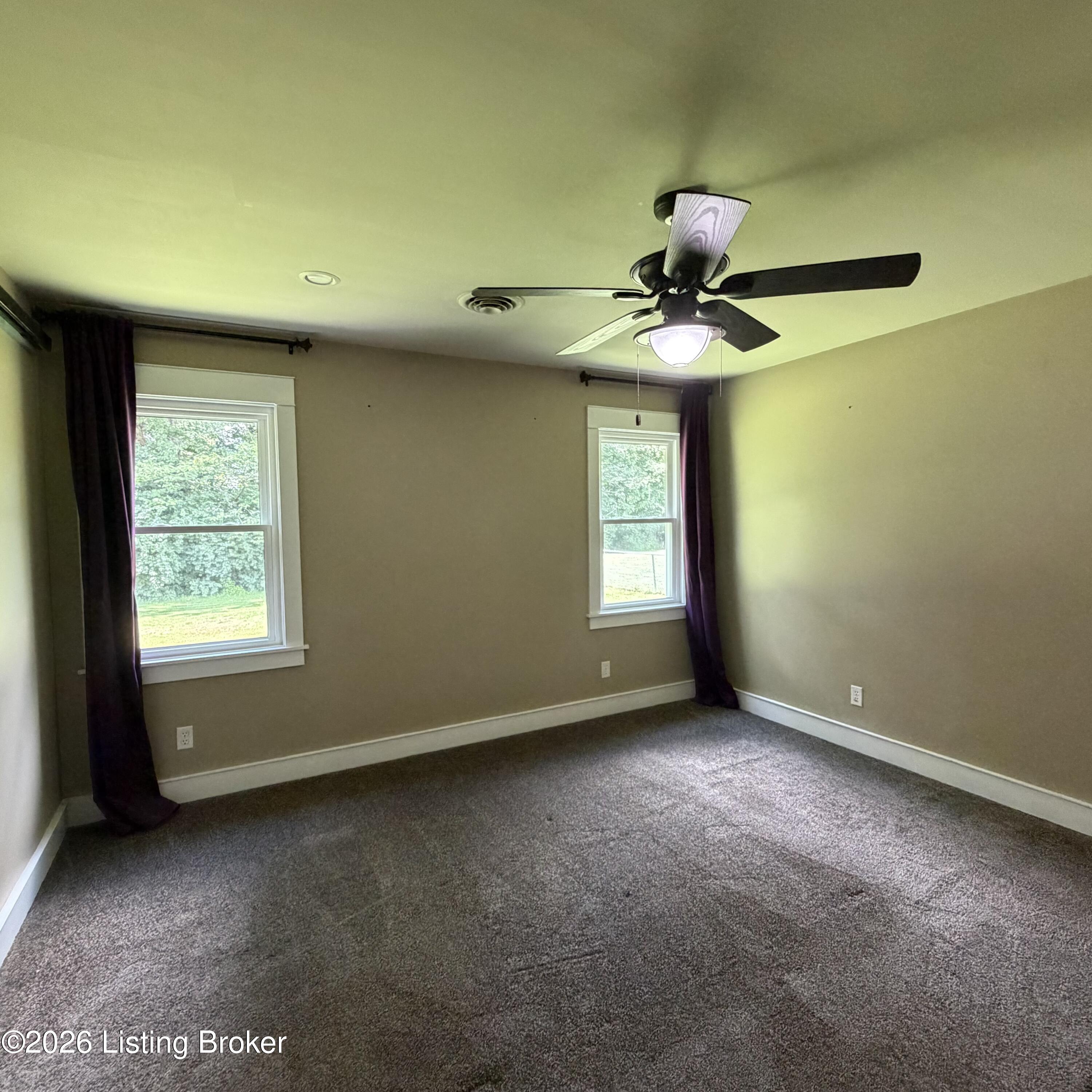2812 Oakwood Dr Property Photo 37