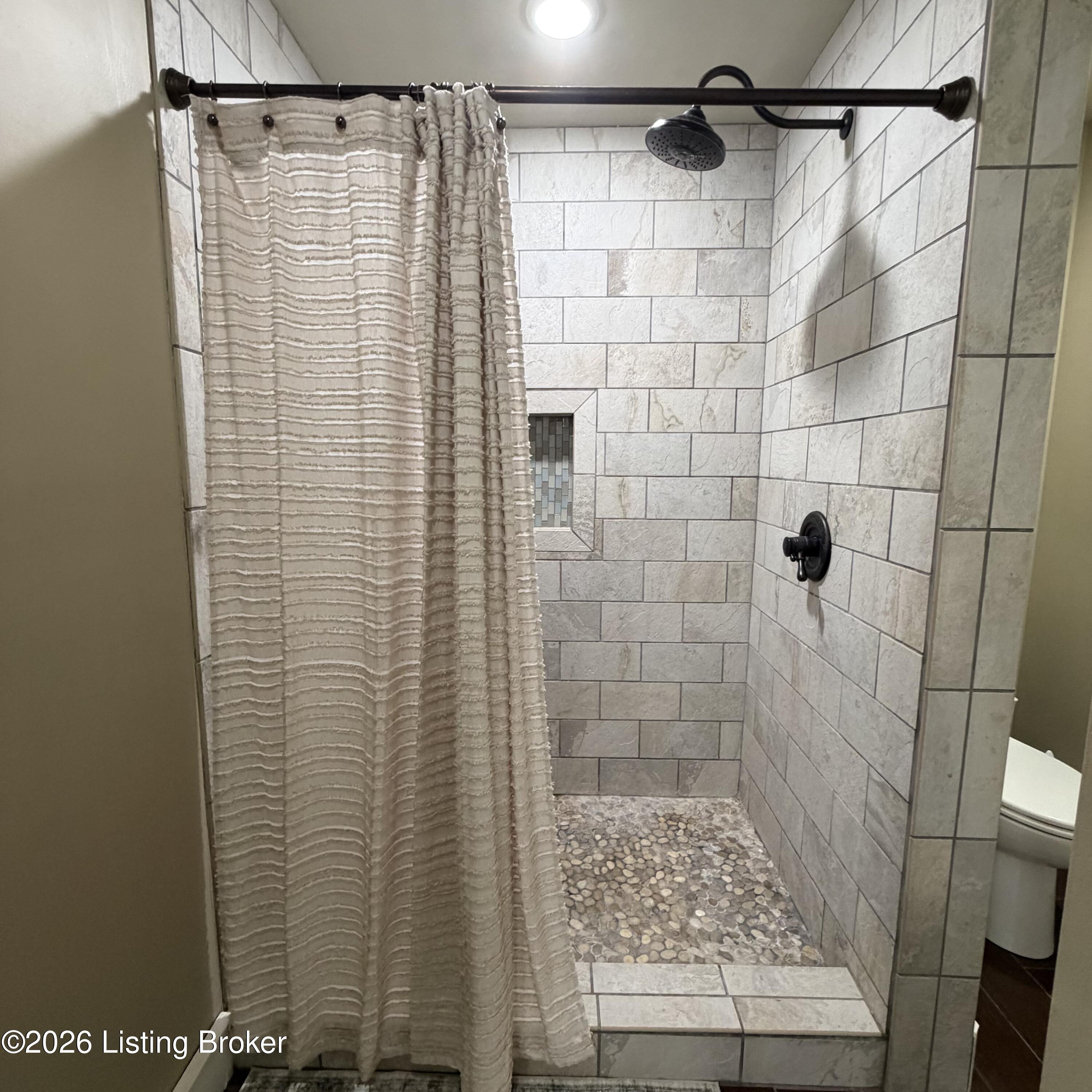 2812 Oakwood Dr Property Photo 41