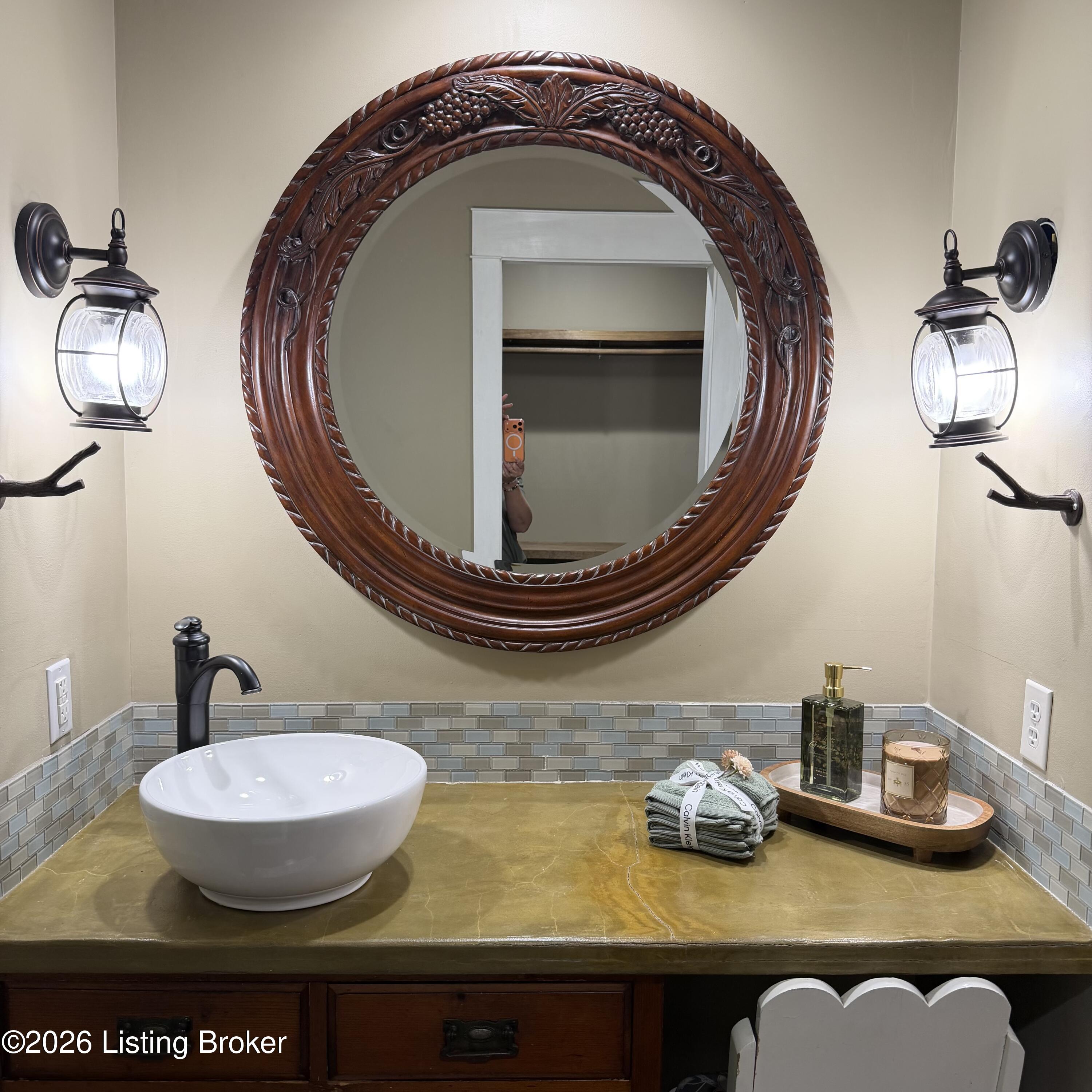 2812 Oakwood Dr Property Photo 45