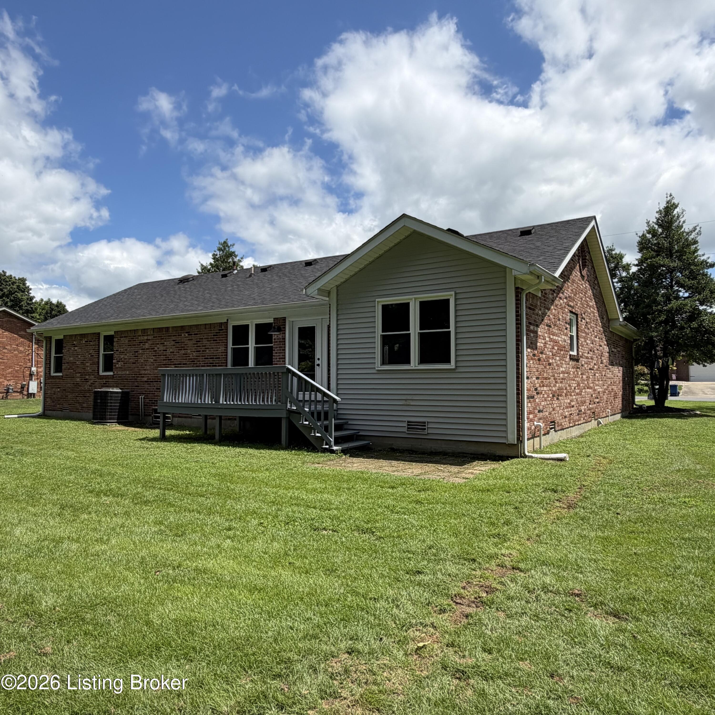 2812 Oakwood Dr Property Photo 48