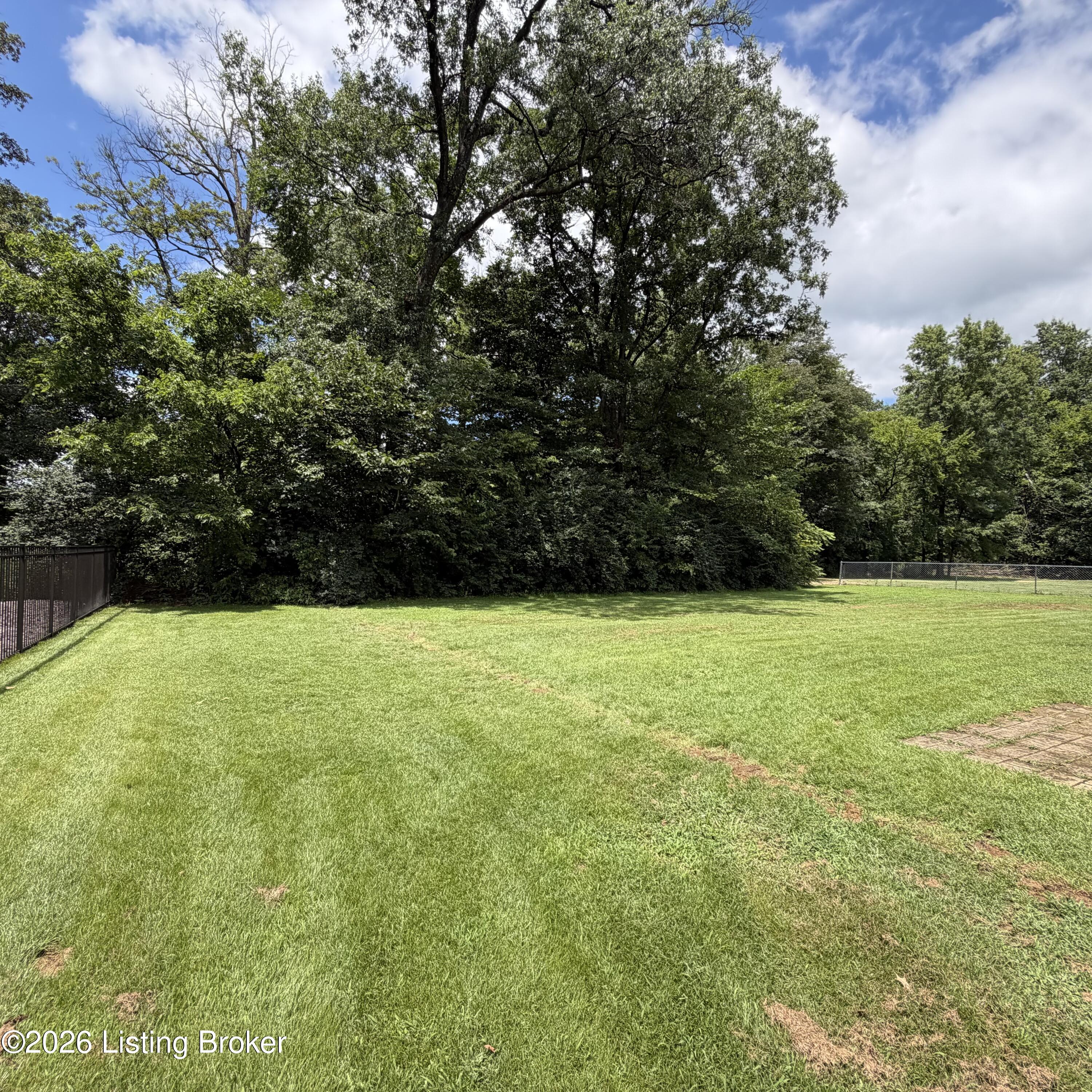2812 Oakwood Dr Property Photo 49
