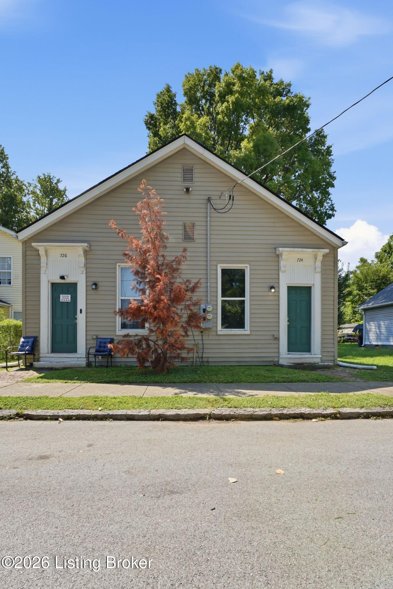 724 E Coke Property Photo 3