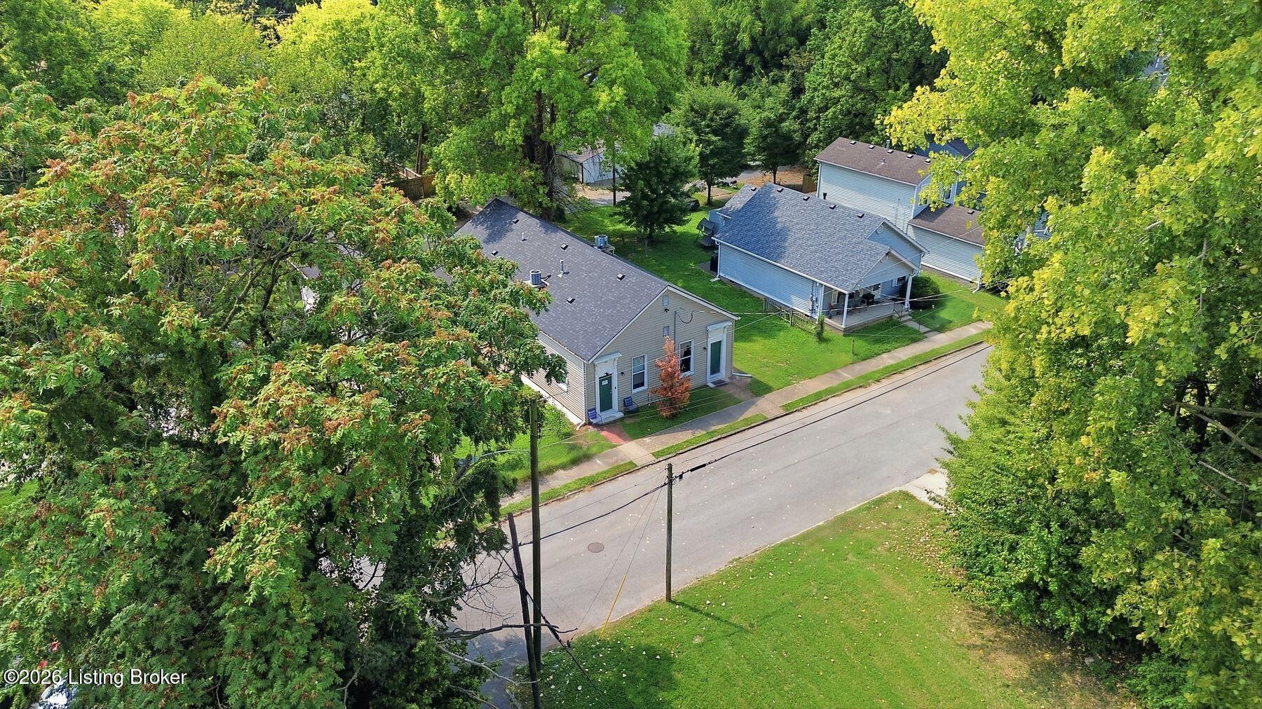 724 E Coke Property Photo 42