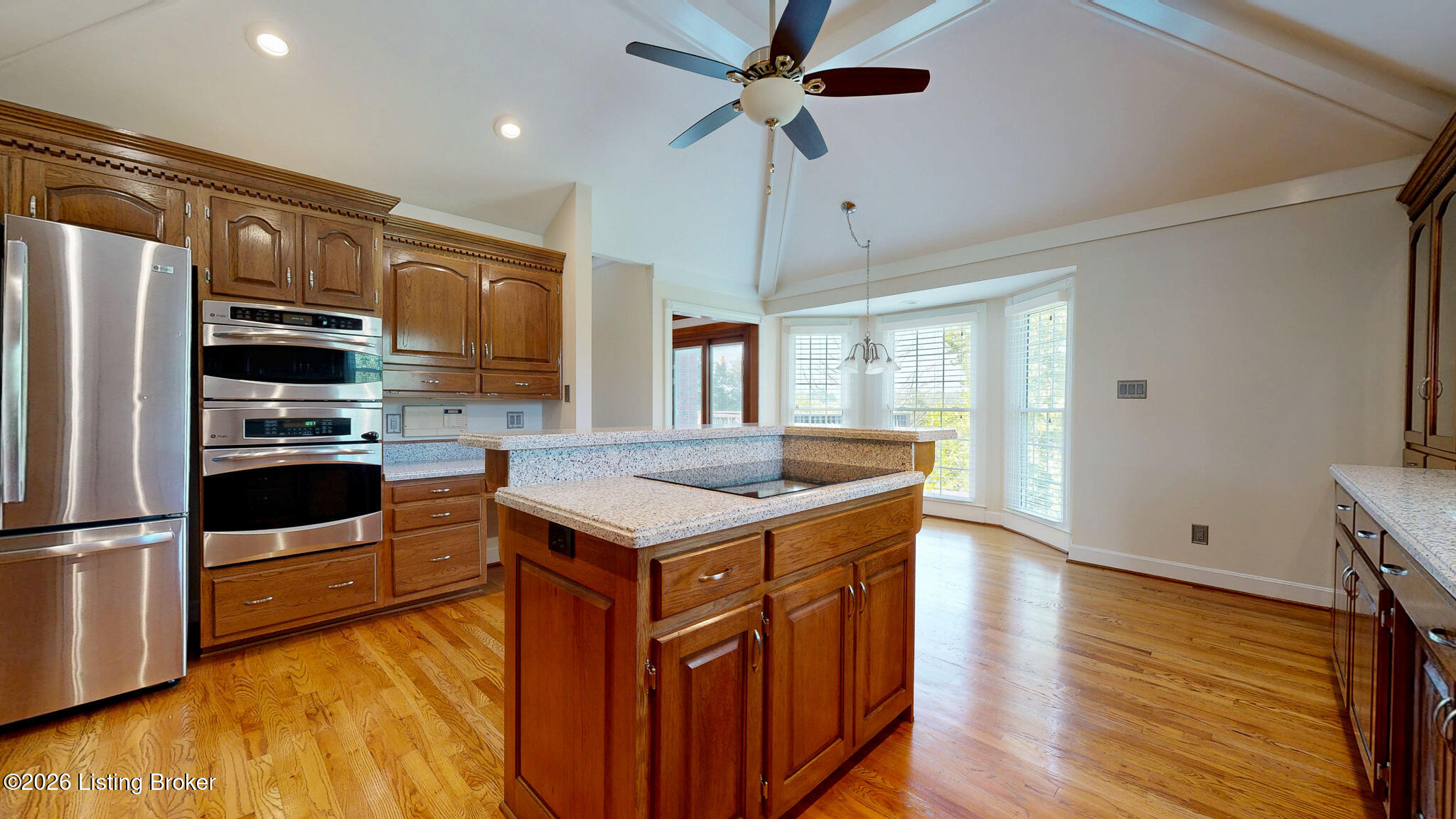 154 Shady Oak Ct Property Photo 12