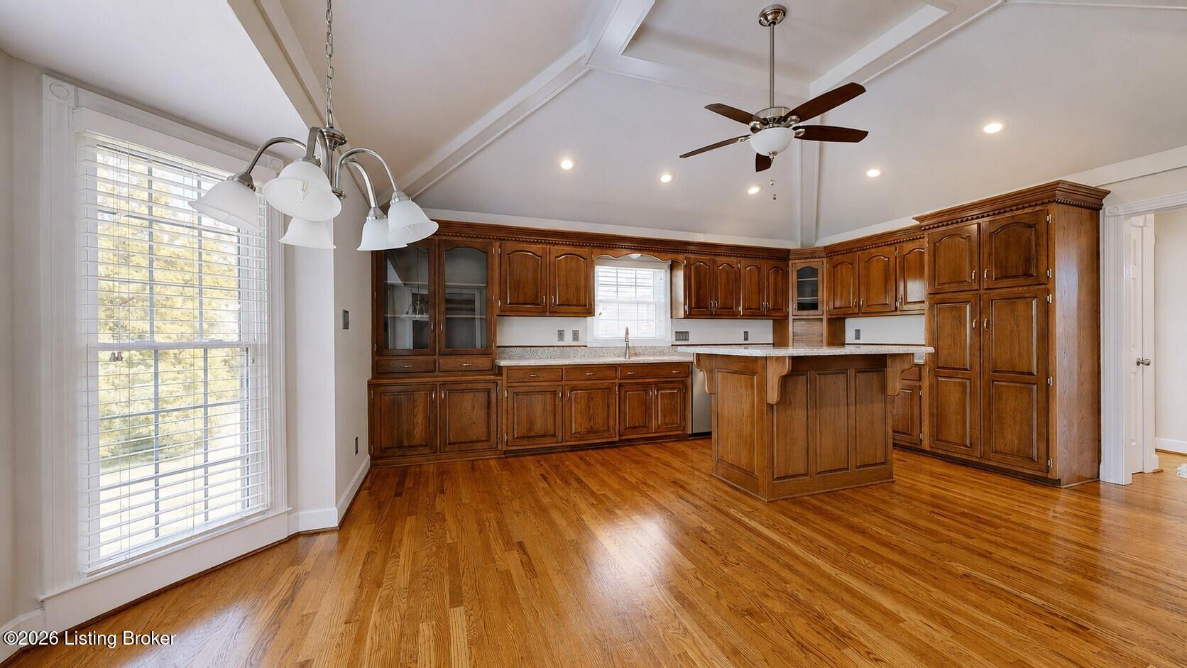 154 Shady Oak Ct Property Photo 14