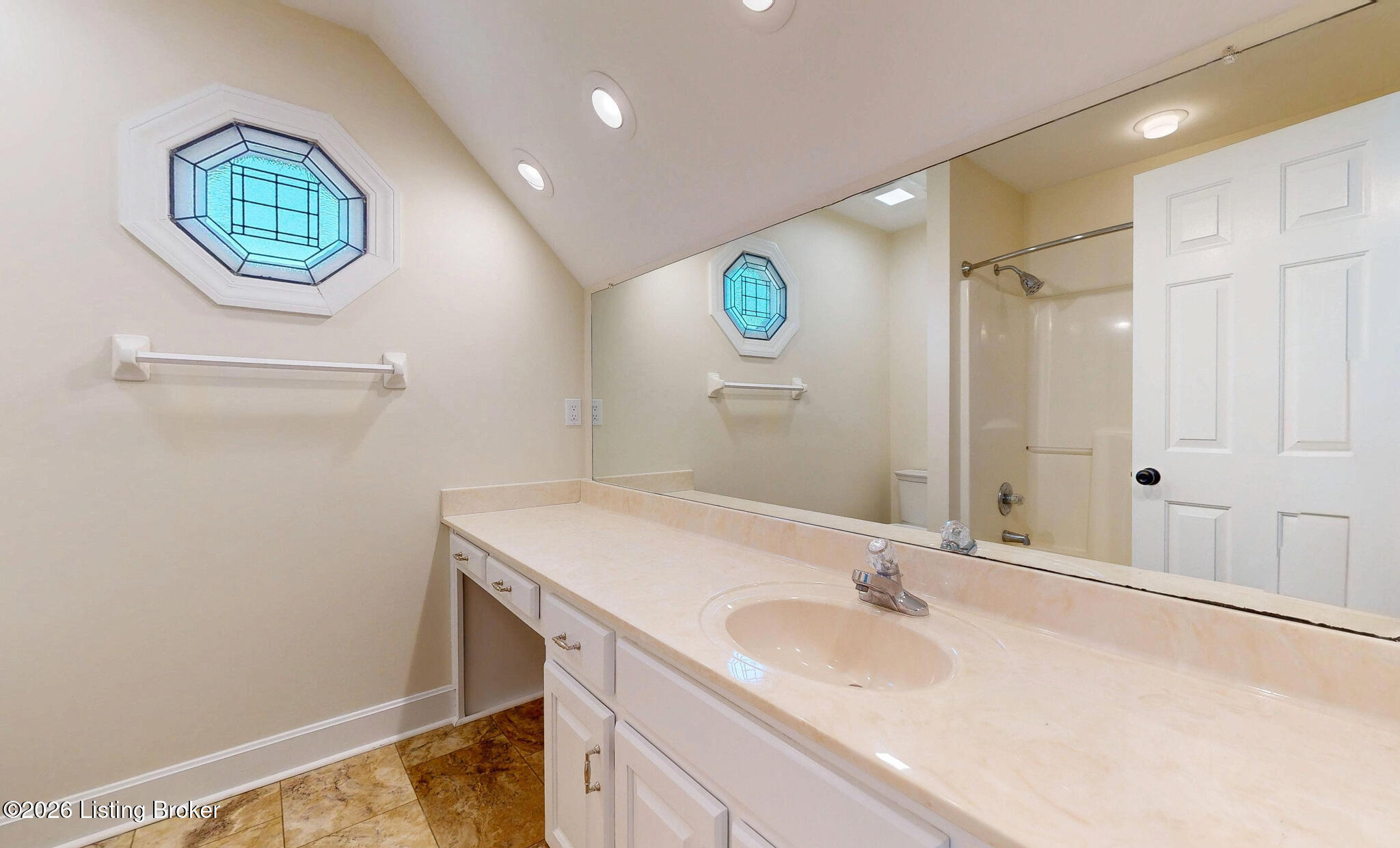154 Shady Oak Ct Property Photo 43