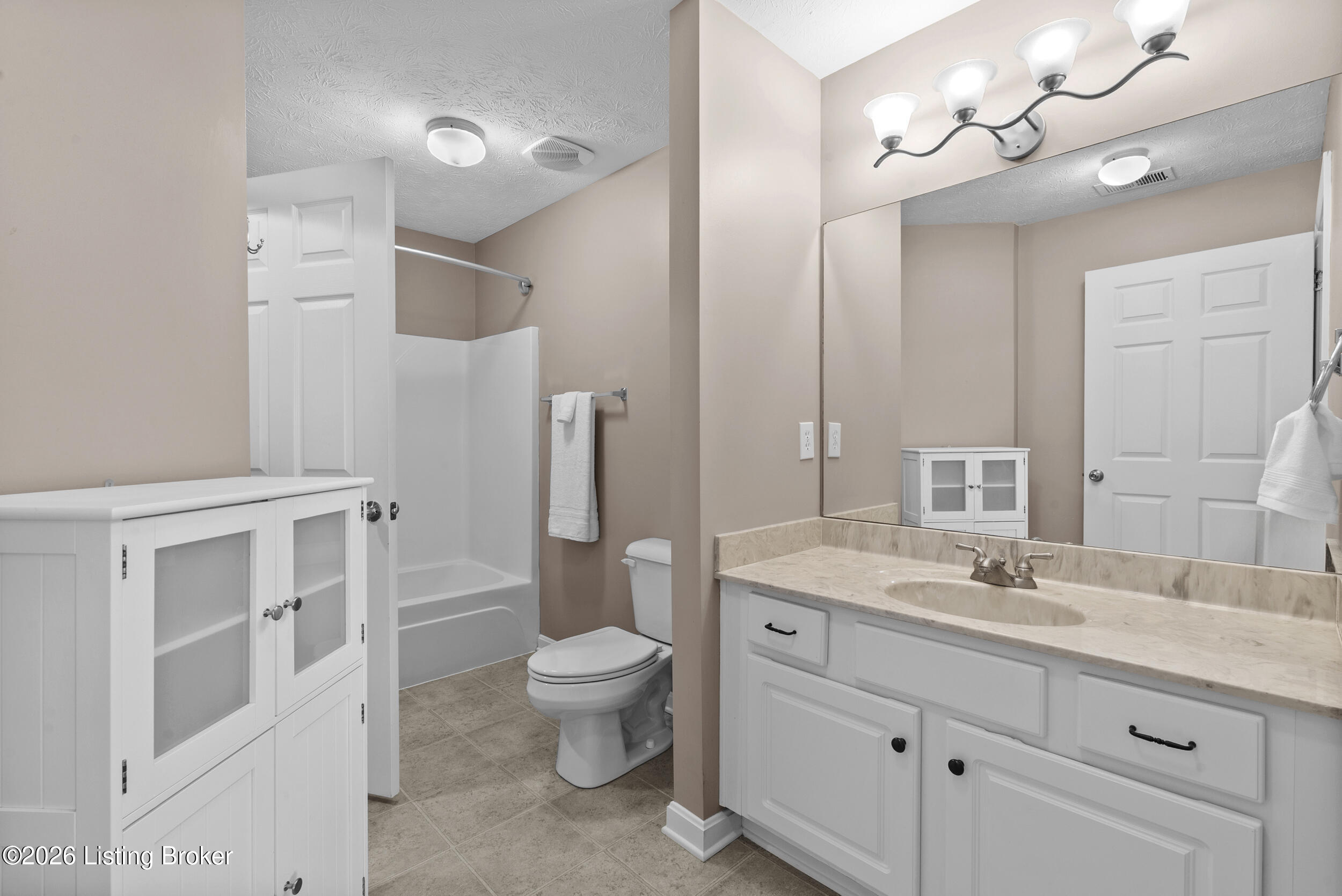 9901 Lindsey Springs Way 204 Property Photo 10