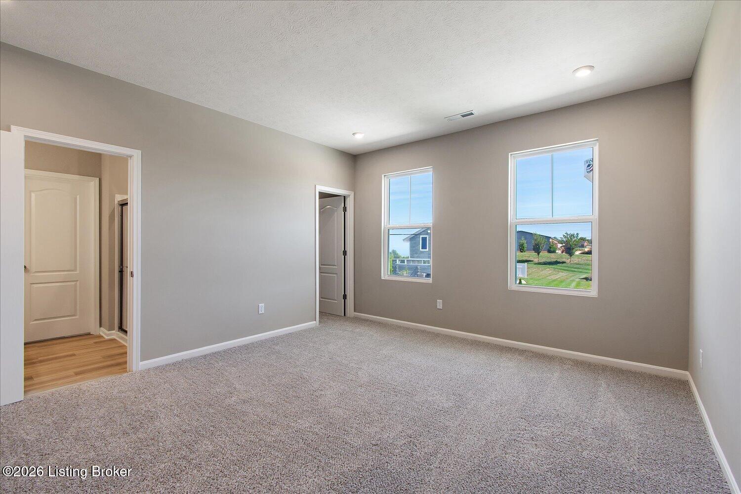615 Falling Leaf Dr 128-b Property Photo 13