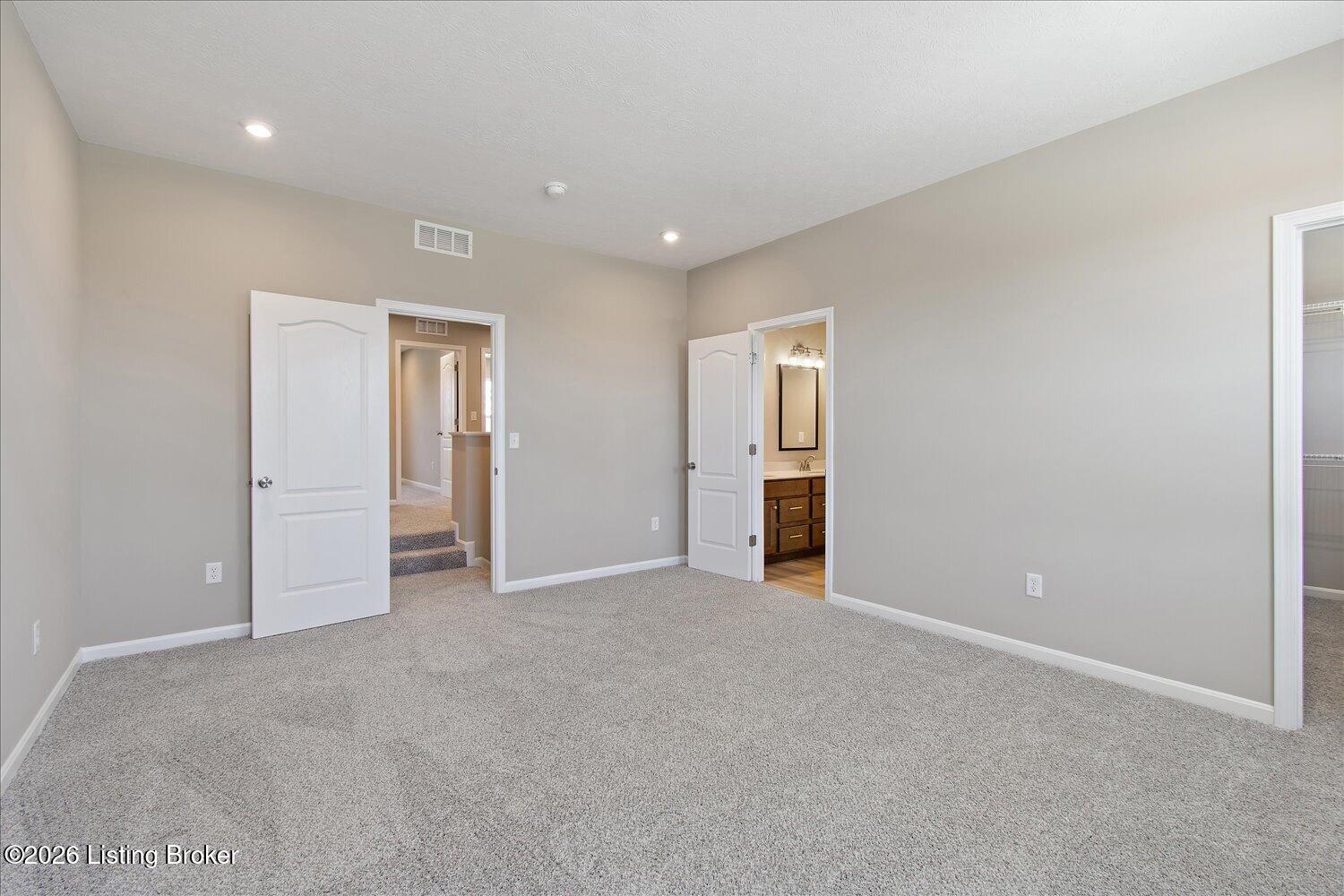 615 Falling Leaf Dr 128-b Property Photo 14
