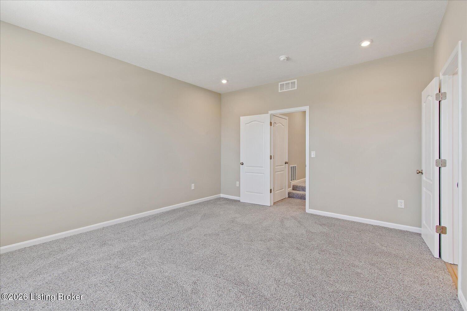615 Falling Leaf Dr 128-b Property Photo 15