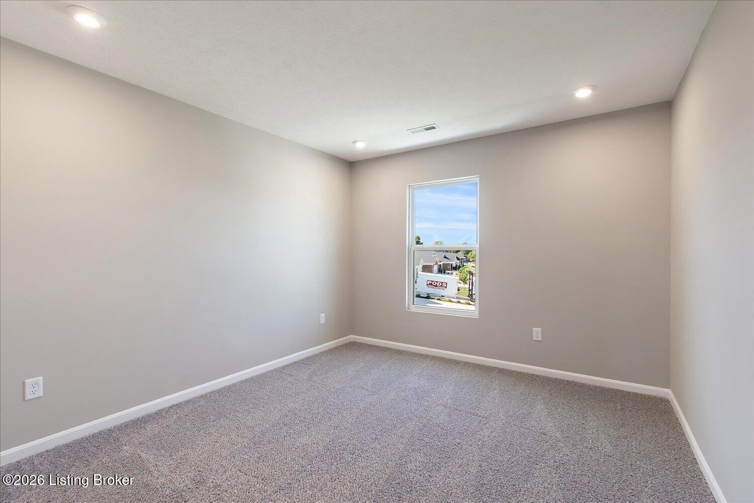 615 Falling Leaf Dr 128-b Property Photo 22