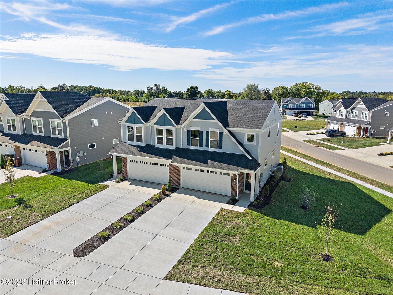 615 Falling Leaf Dr 128-b Property Photo 28