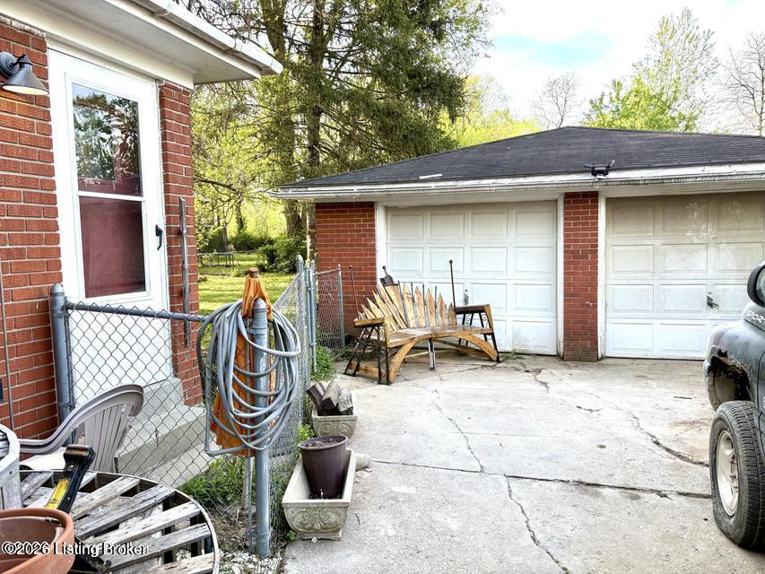 2320 Donna Rd Property Photo 15